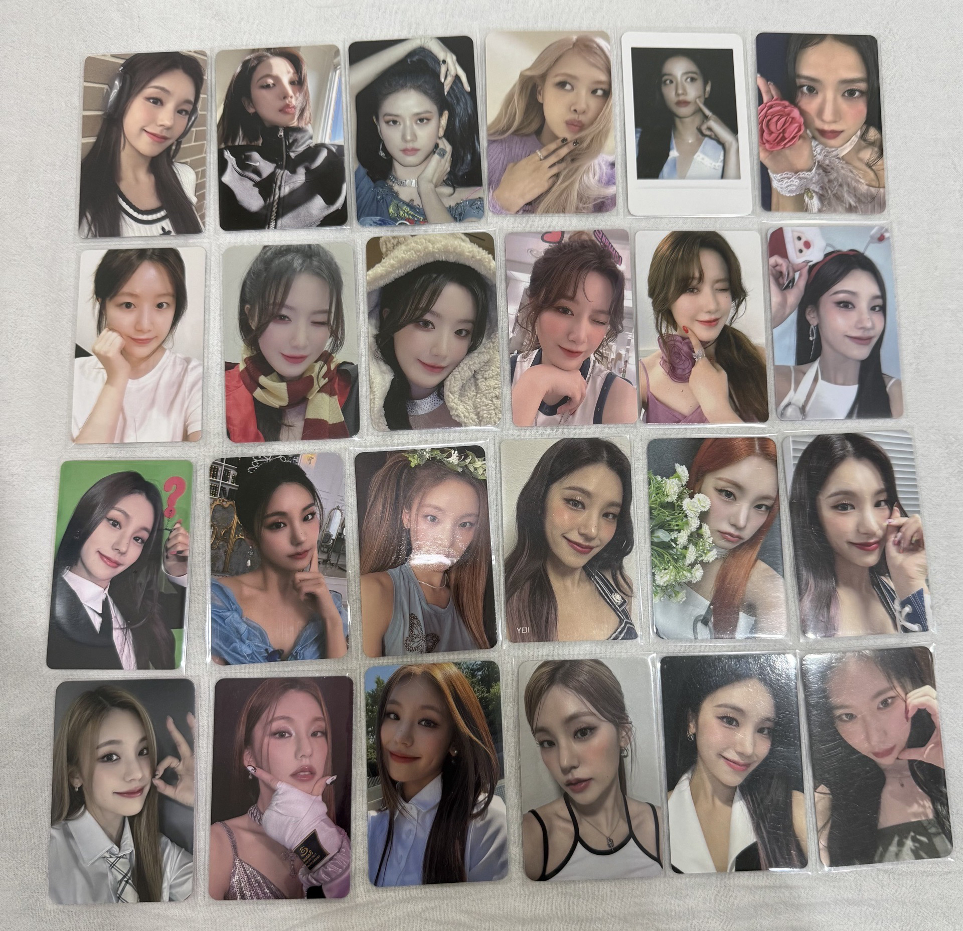 i*dle、BP、ITZY 小卡-①