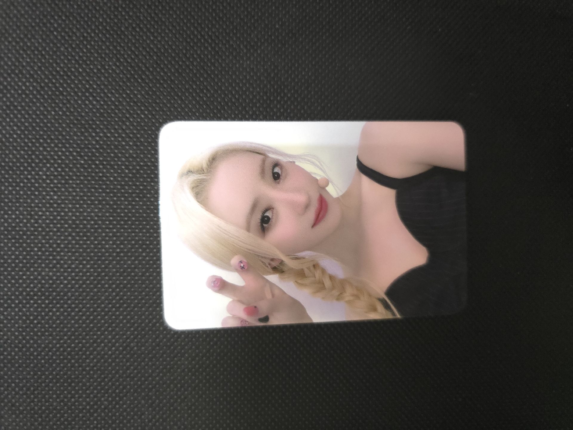 K4 3.0 秀雅 黑&白