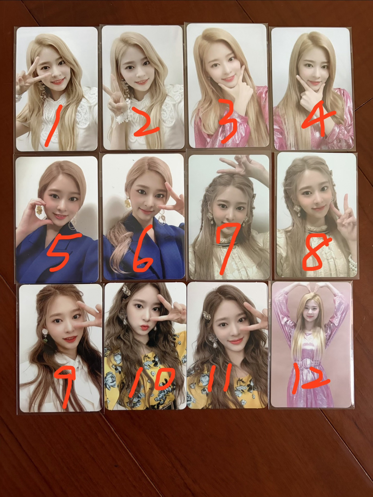 珉周 IZ*ONE 時期 BLOOM*IZ 小卡