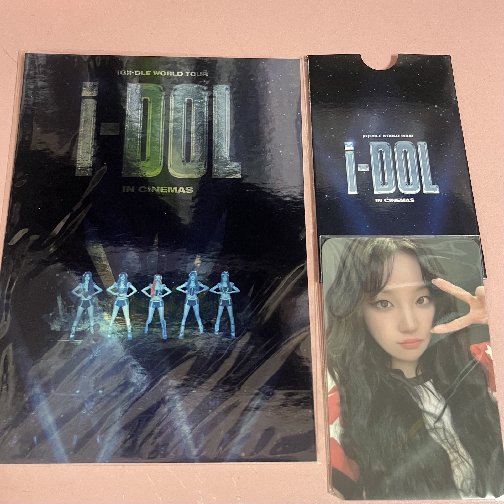 i-dle yuqi 電影小卡含卡套及明信片