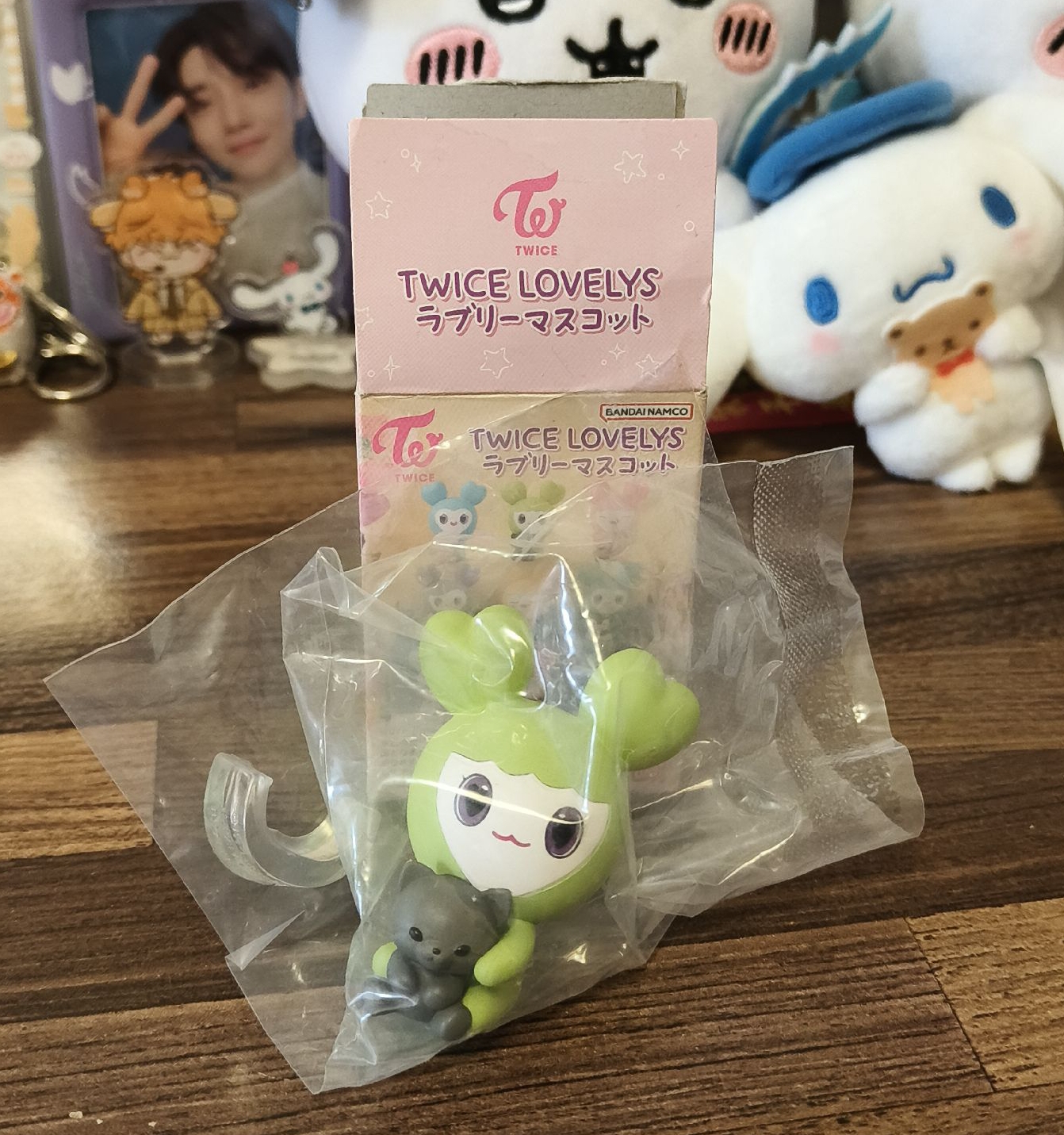 TWICE BANDAI 定扭蛋