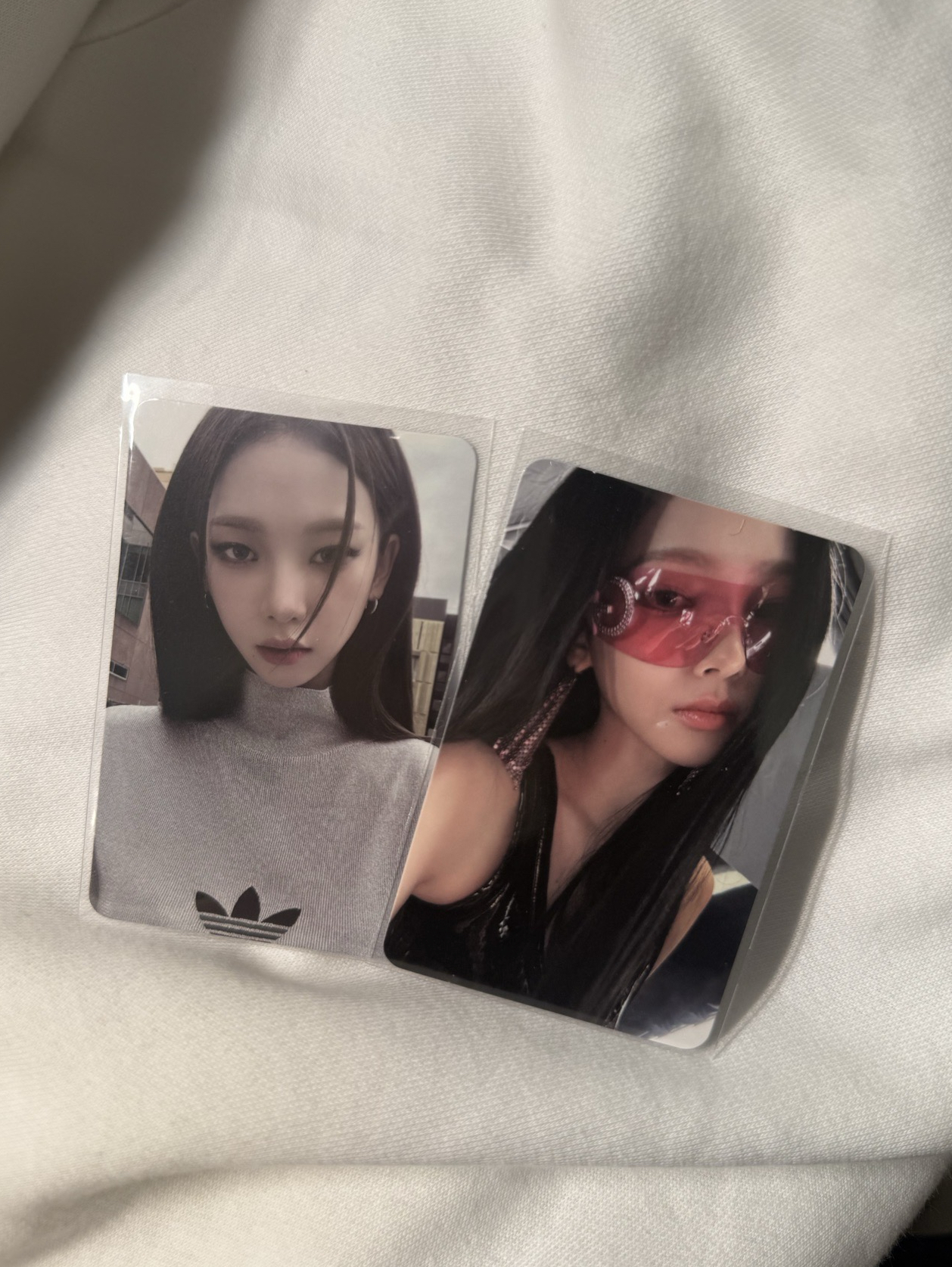 Karina專輯卡兩張