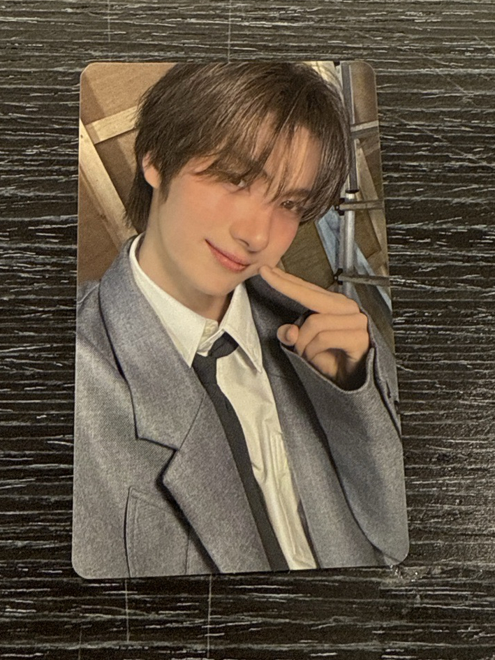 play hard 環球特典3