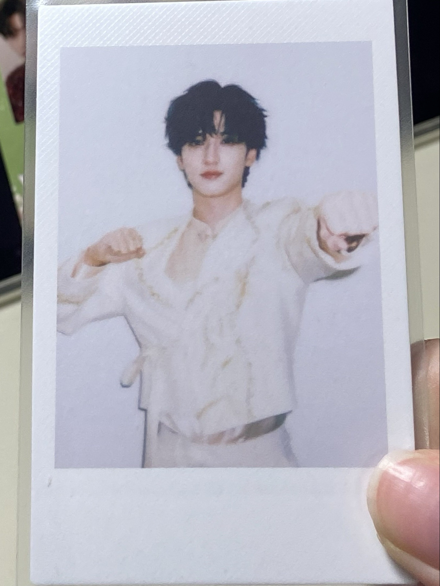 嚴浩翔大連拍立得