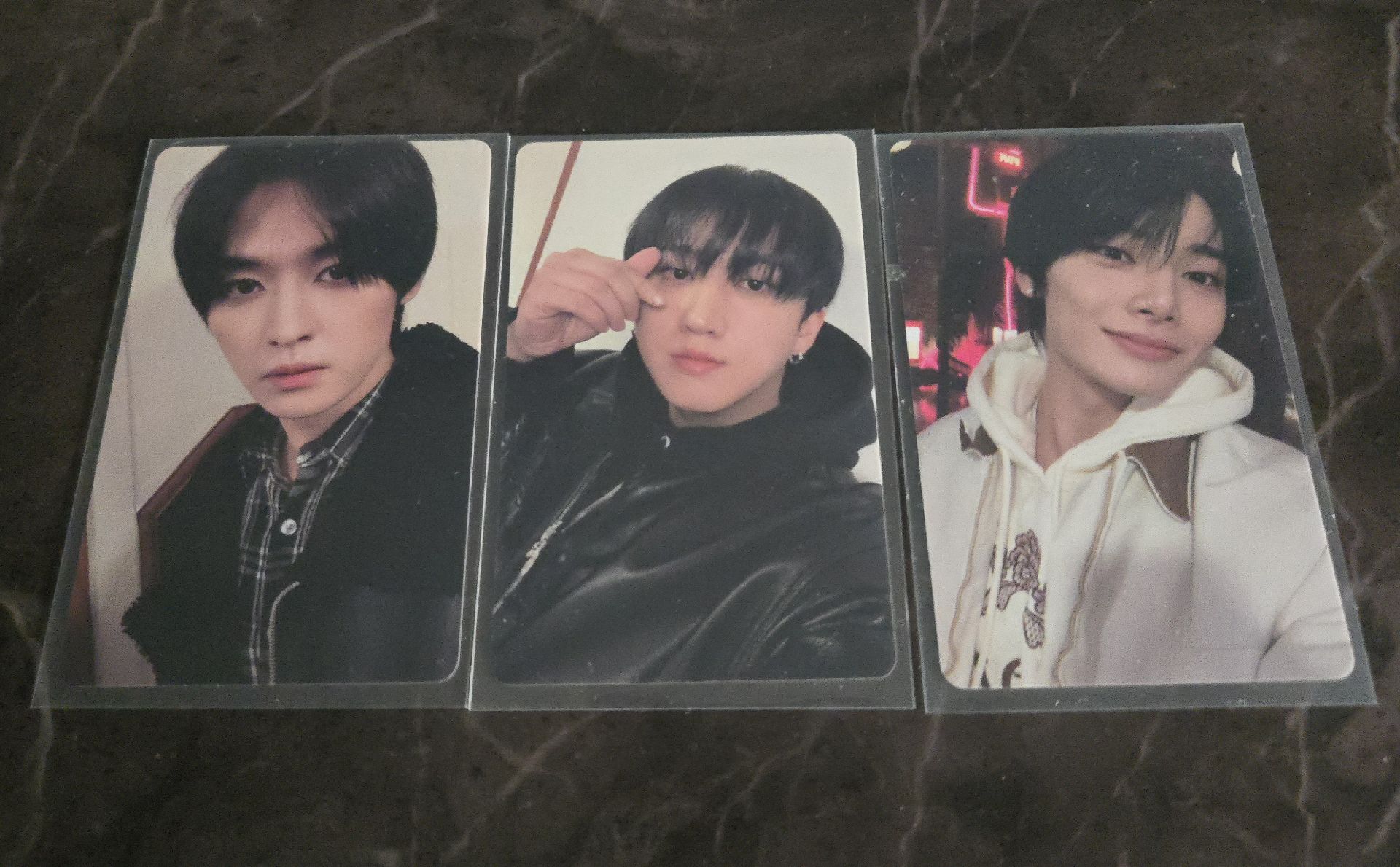 合kms簽售 三張不拆