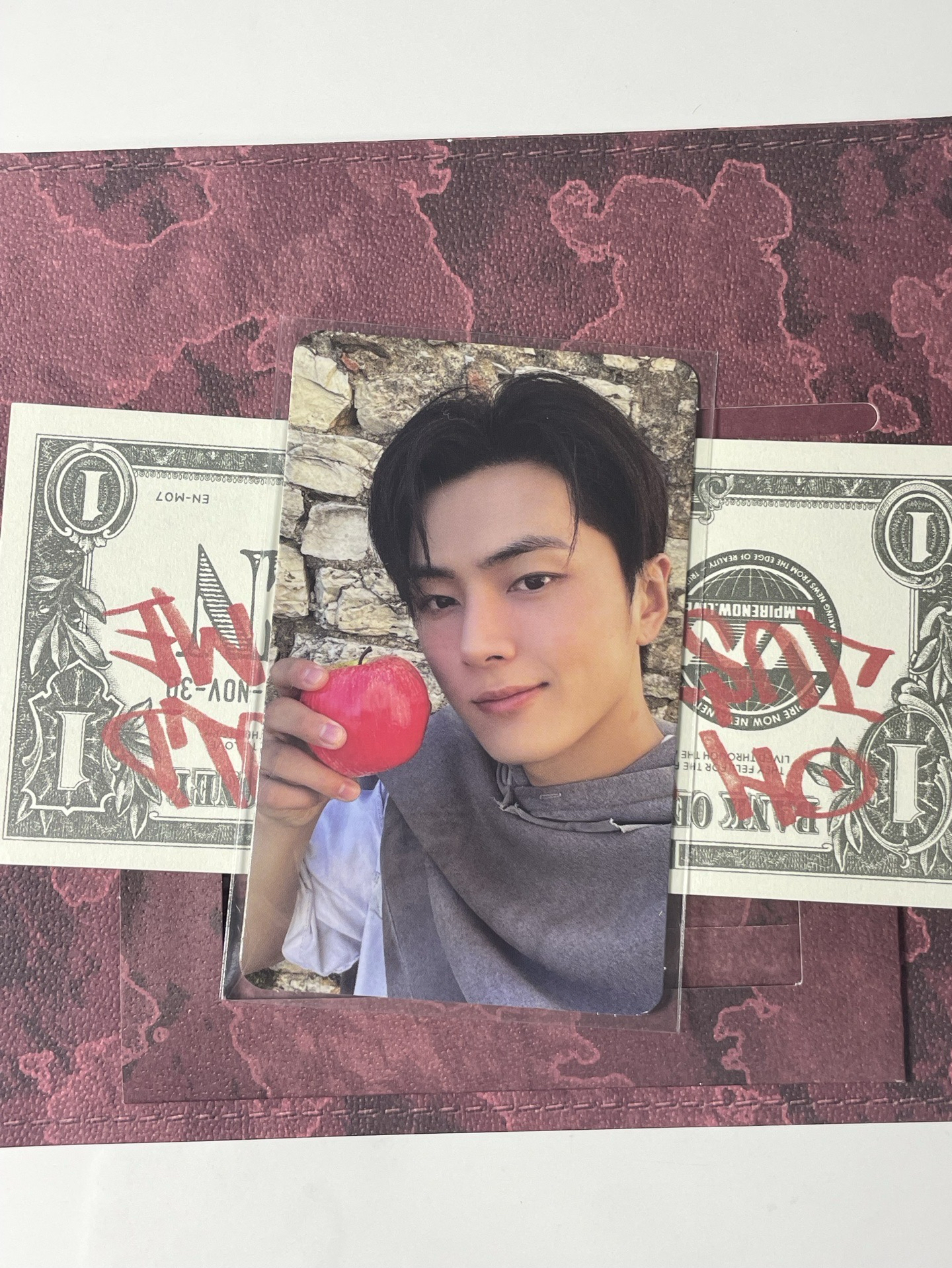 𝖤𝖭𝖧𝖸𝖯𝖤𝖭 朴綜星 迷七單封隨機卡A(FUGITIVES VER.)