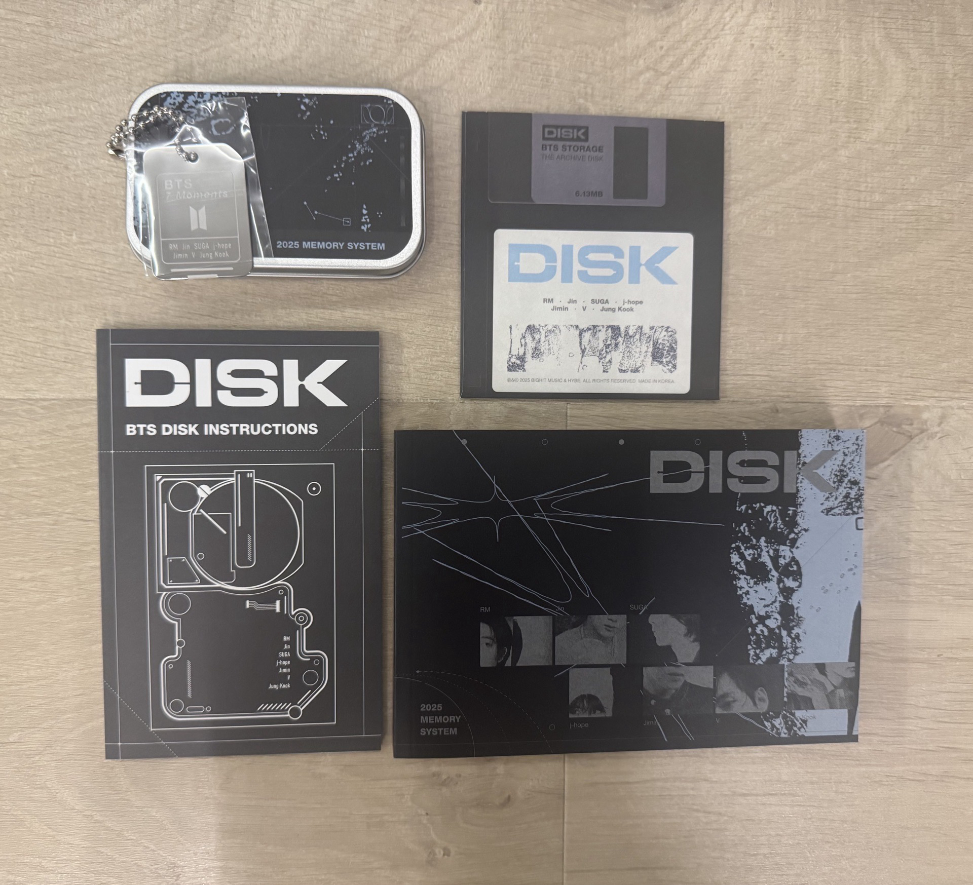 BTS 防彈少年團 2023～2024 回憶錄 Disk（全新含預購特典） 田柾國 金泰亨 智旻 suga jin 小卡