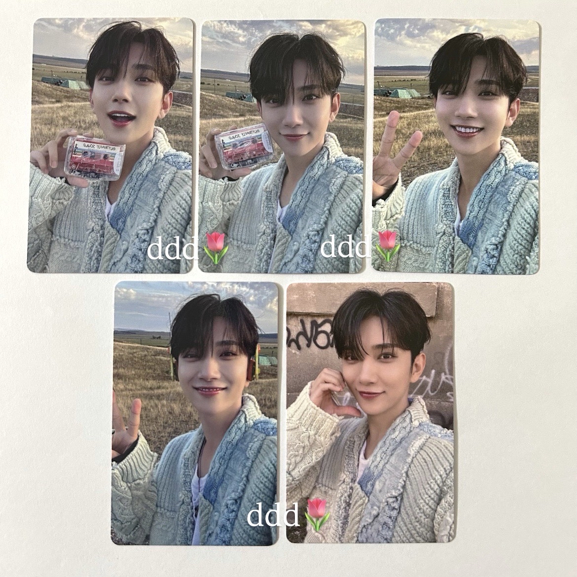 洪知秀 藍毛衣 小盤 Joshua 