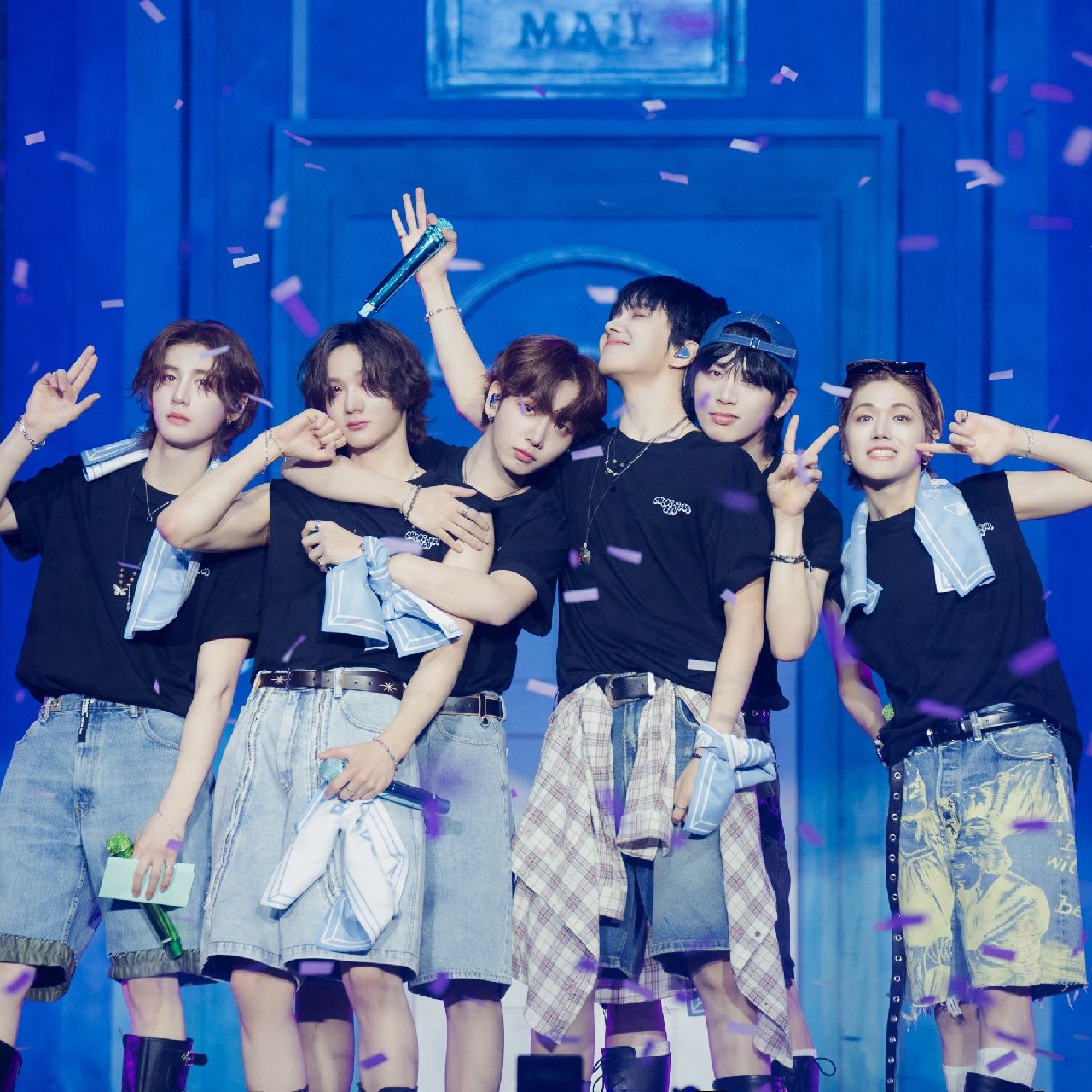 ONEDOORFULDAY 場週卡包卡