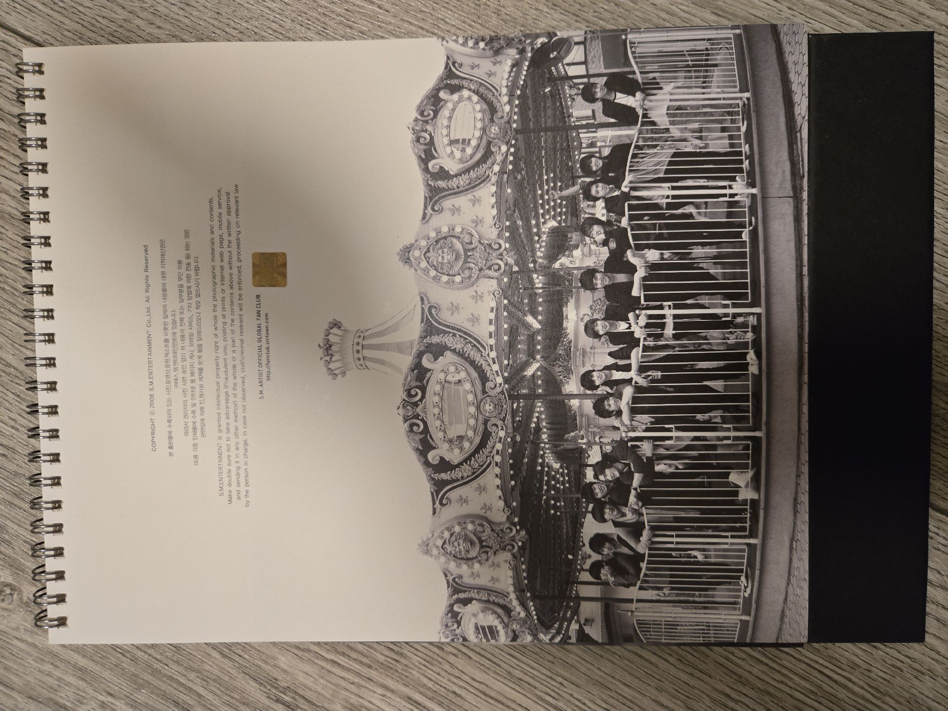 2009年Super Junior官方桌曆