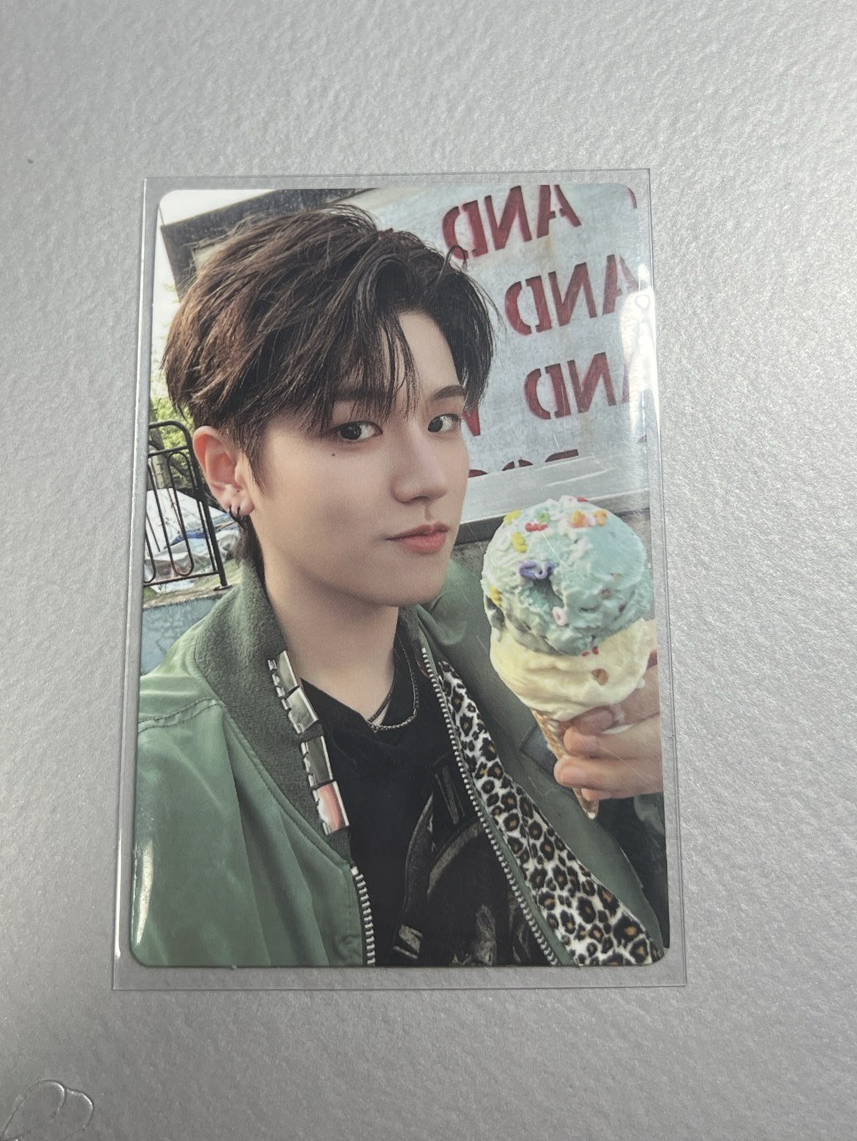 🤍 • 李常赫 WHY.. 專輯卡 Dazed ver.