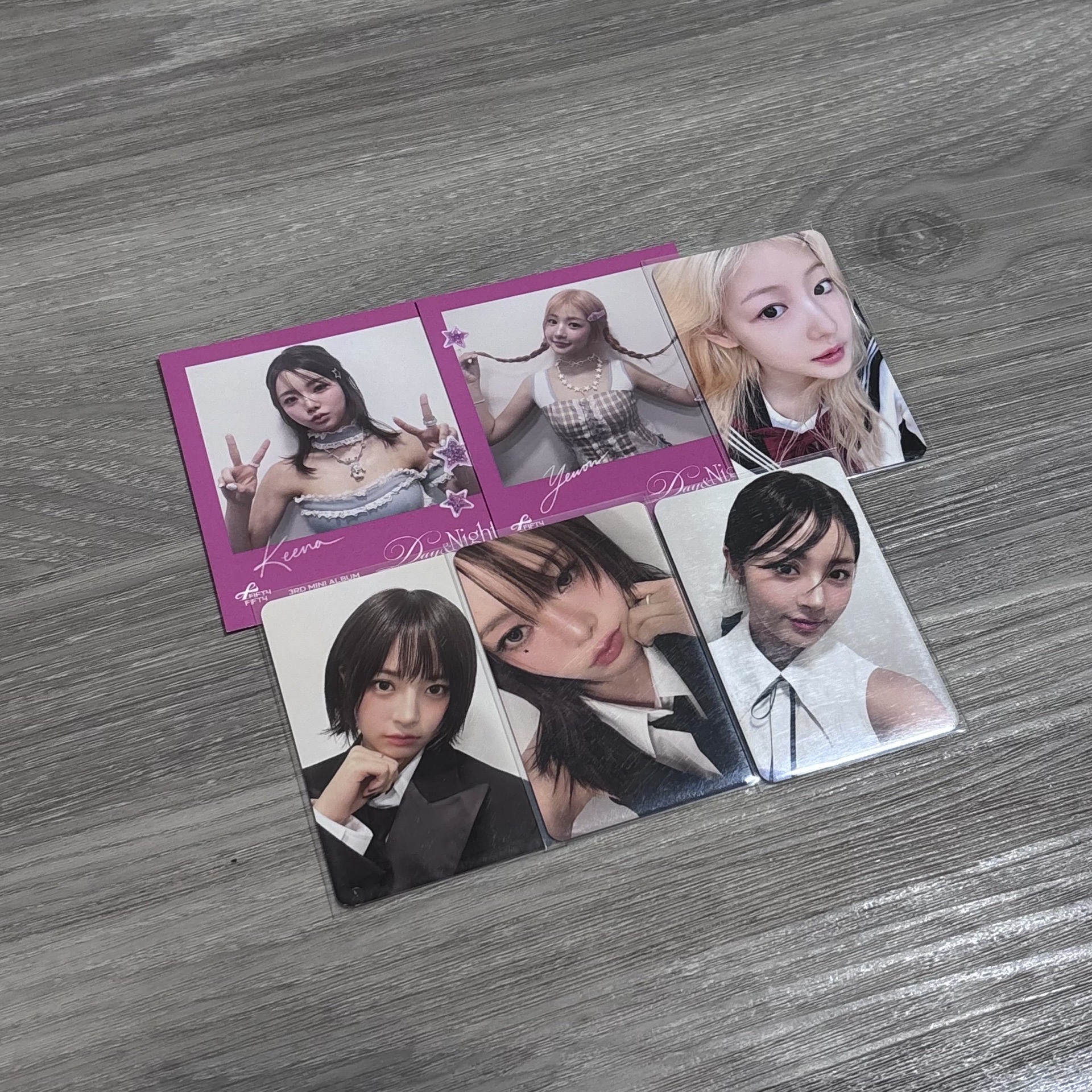 FIFTY FIFTY 小卡/特典