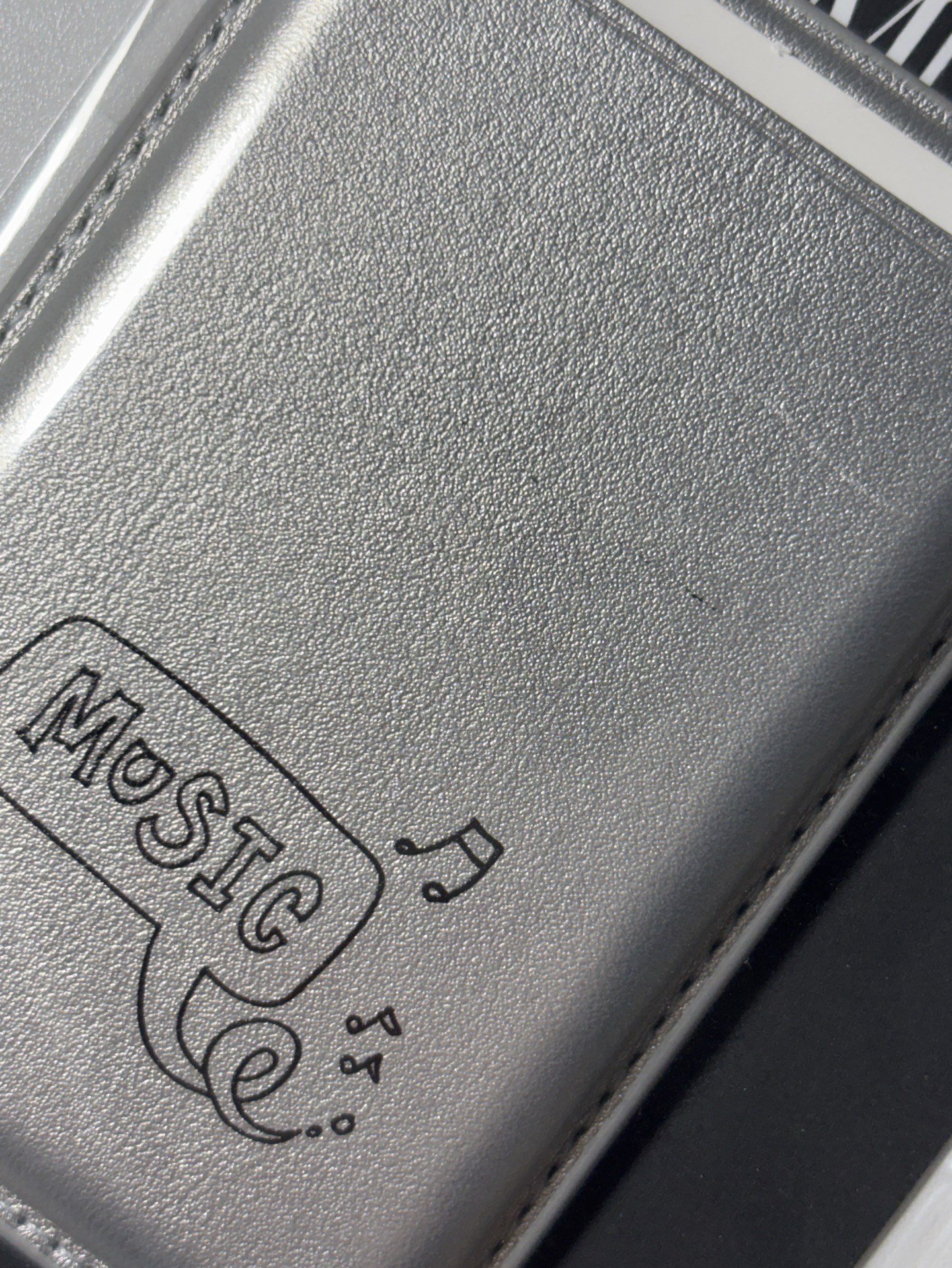 Yuju MUSE飯咪 磁吸卡夾