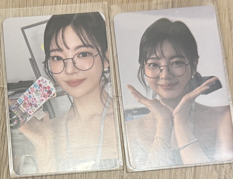 年曆小卡跟特典