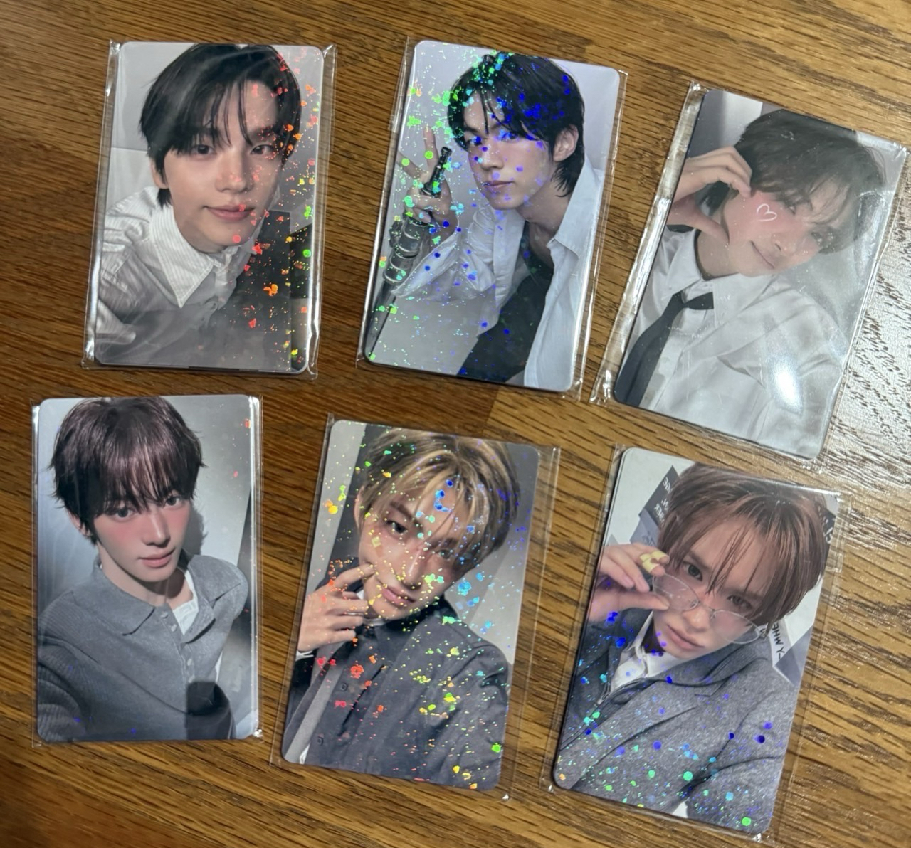 TWS Play Hard日咖特典卡一套