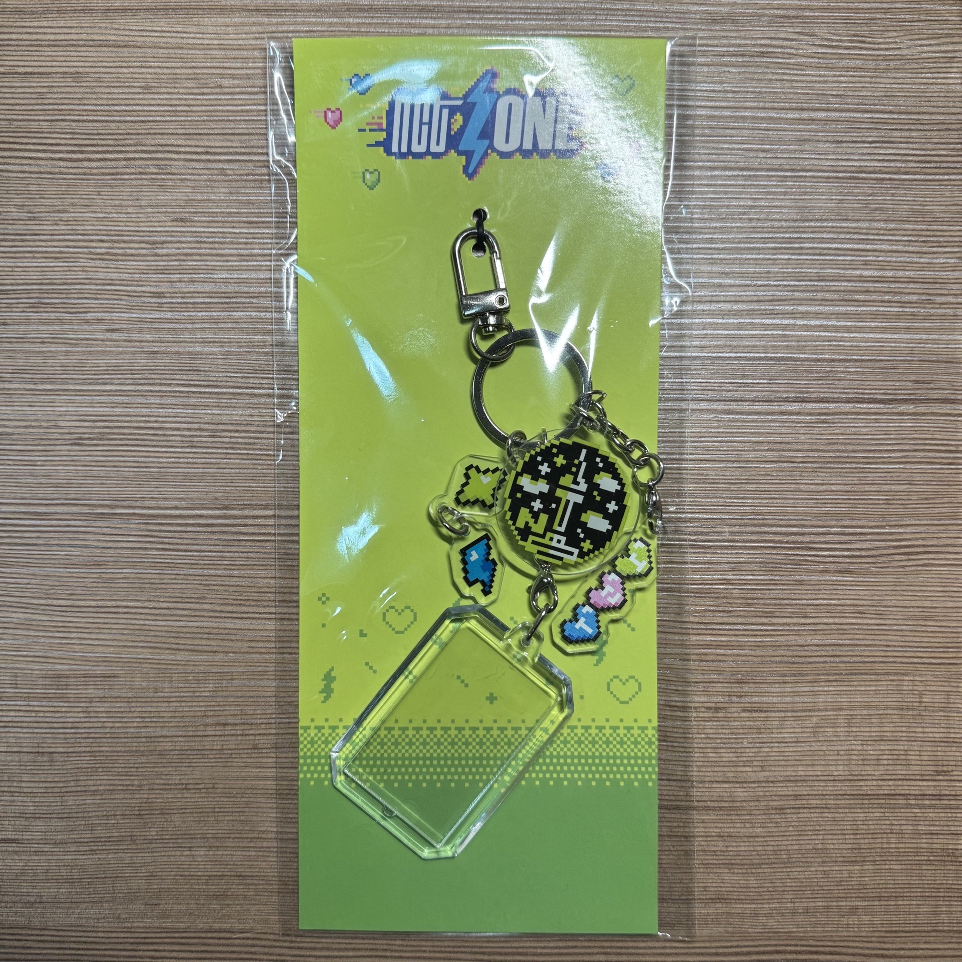 nctzone 證件照吊飾（無證件照）