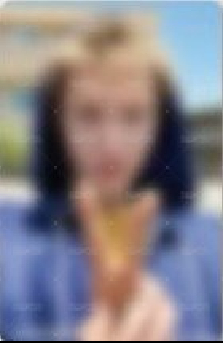 非現—yzy 1.0 陽光下藍色外套的小馬丁不會錯⋯