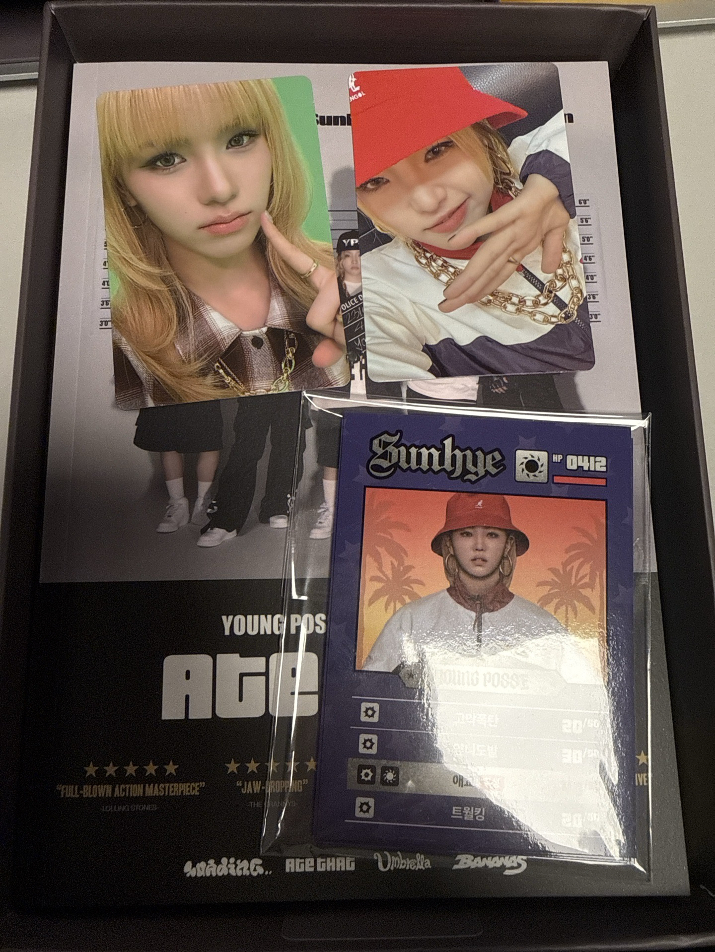 YOUNG POSSE第三張迷你專輯「ATE THAT」全成員親簽