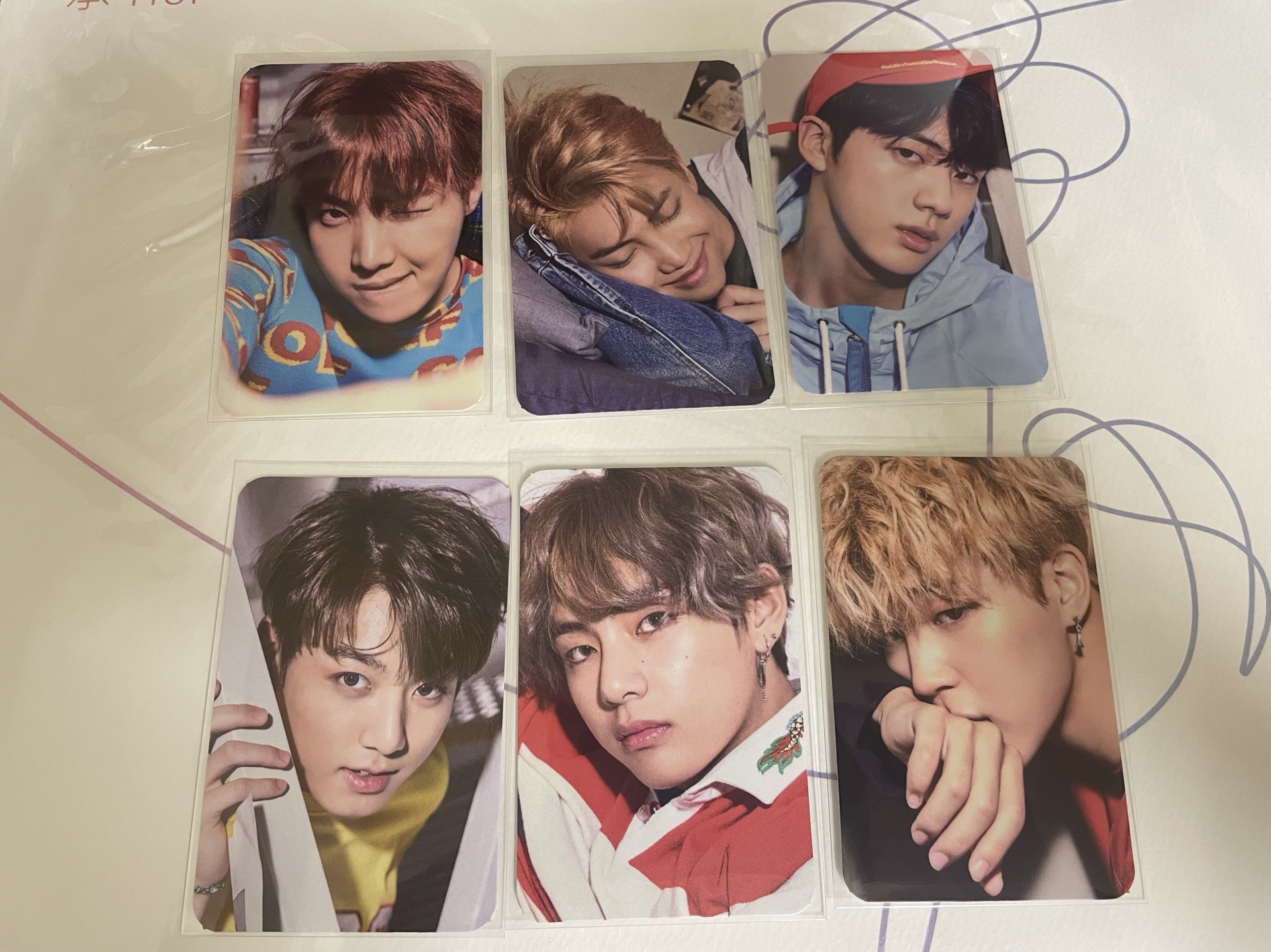 承黑膠及成員小卡