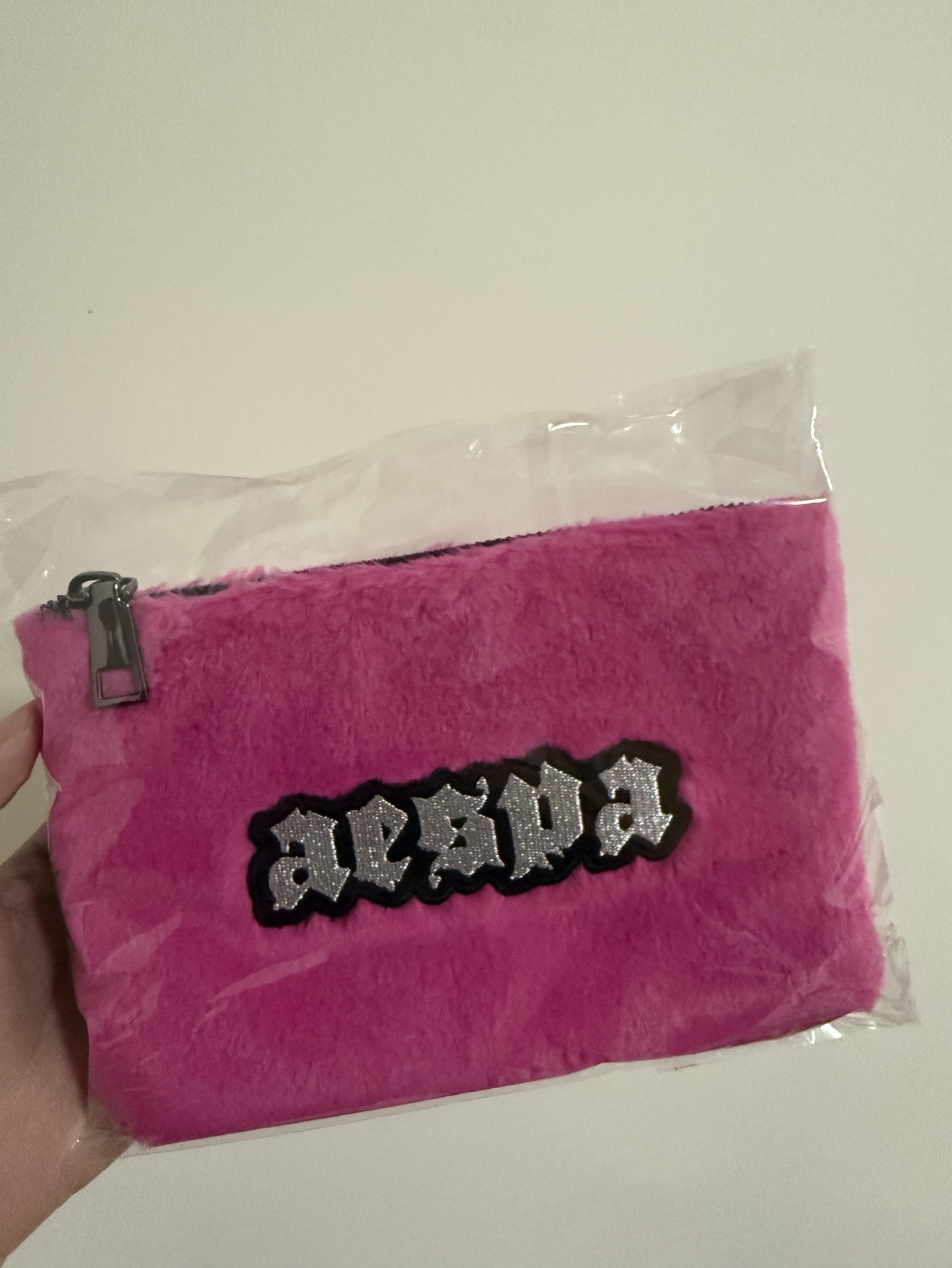 aespa日巡場週粉色零錢包