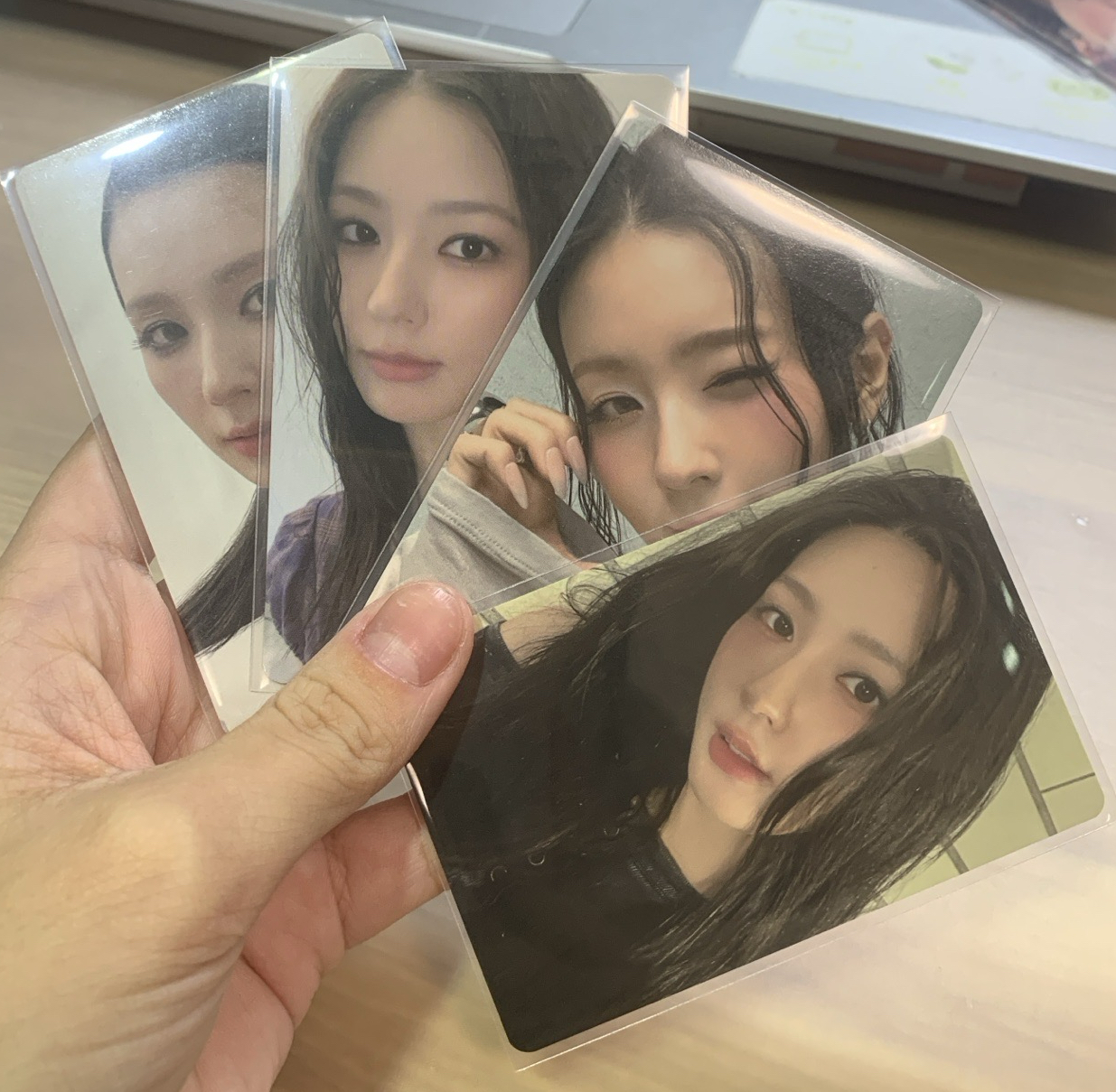 麵lo2快閃店卡包🐰 四張❗️❗️超划算