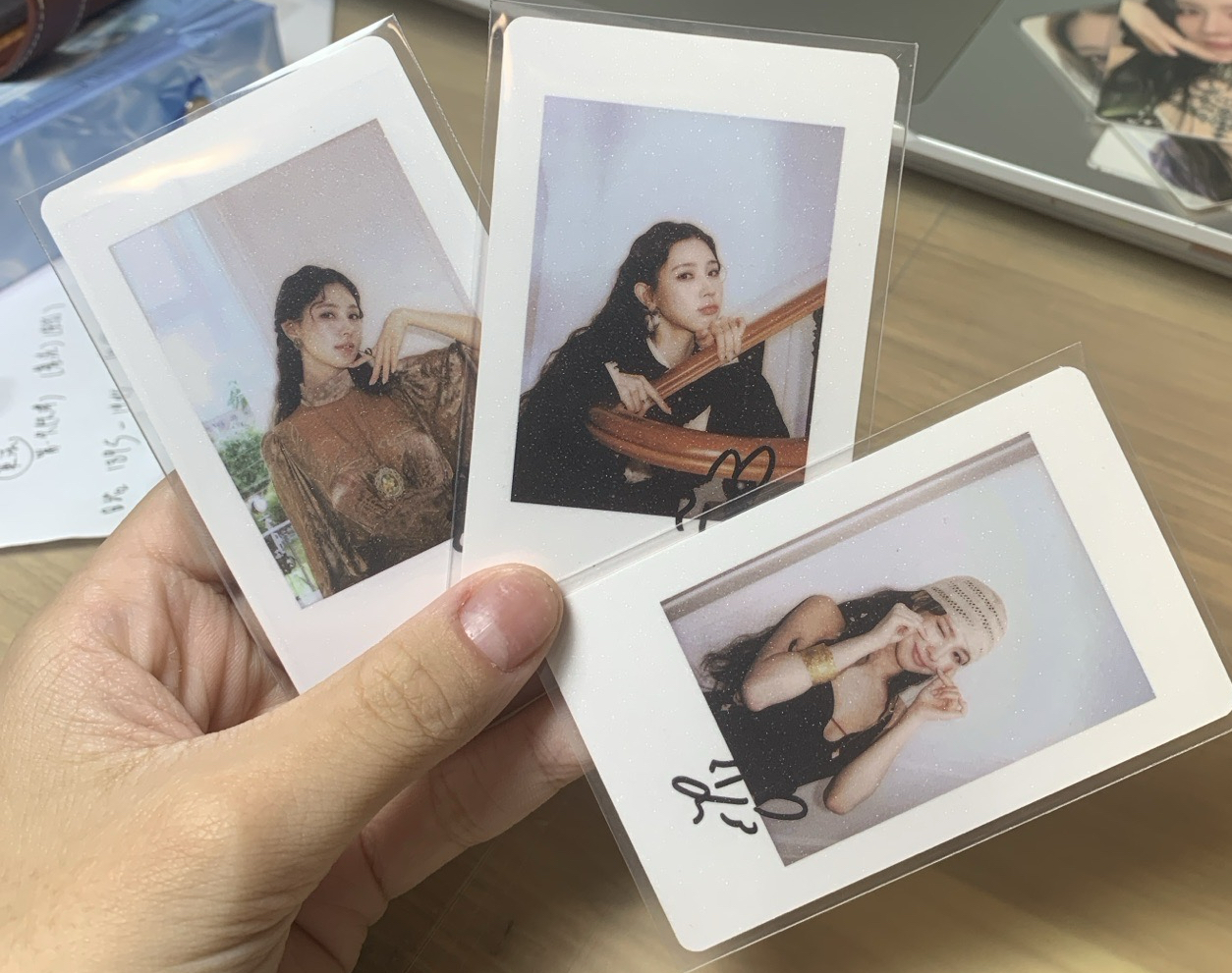 ✋🏻✋🏻✋🏻雜誌拍立得卡🐰 三張150❗️ 硬卡材質