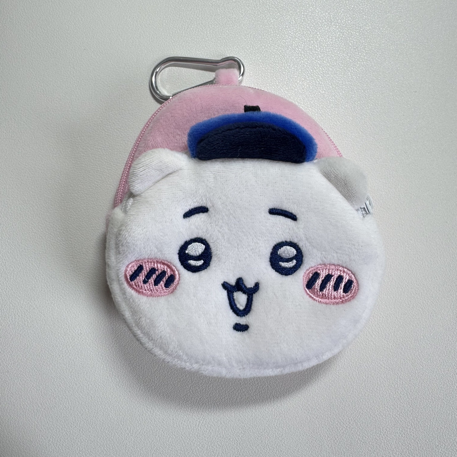 韓國 EDIYA COFFEE 吉伊卡哇 聯名 吊飾小包 店員吉伊 咖啡廳