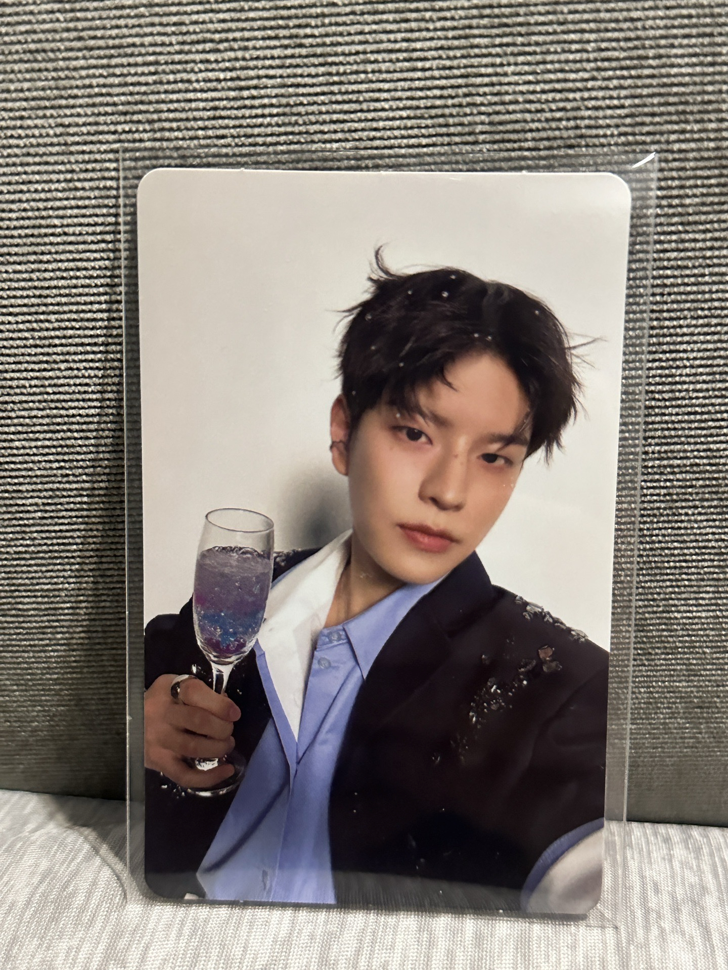 Hollow 專輯卡 初回生產限定盤B 玟