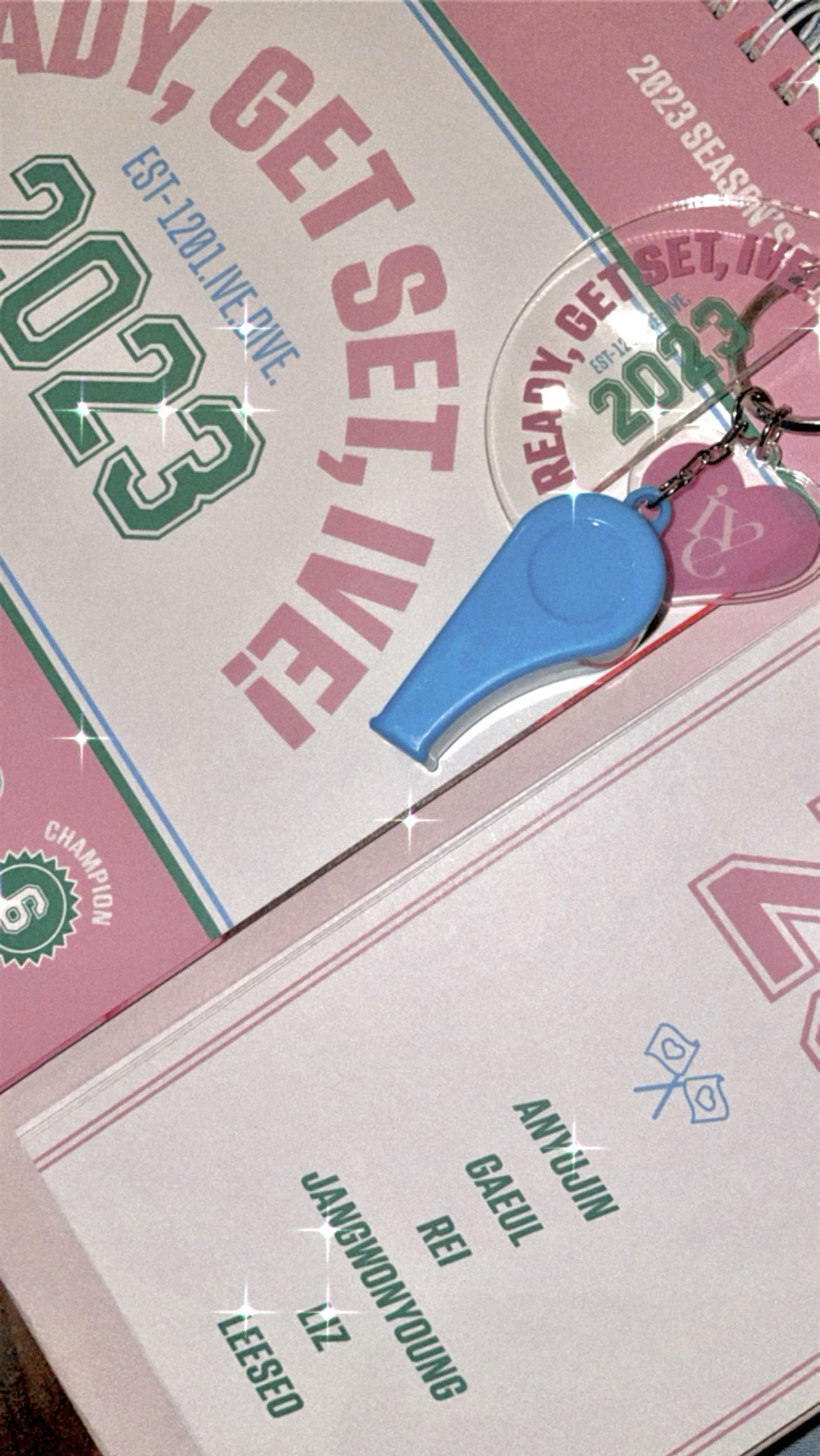 IVE 23SG 年曆空專 固配卡