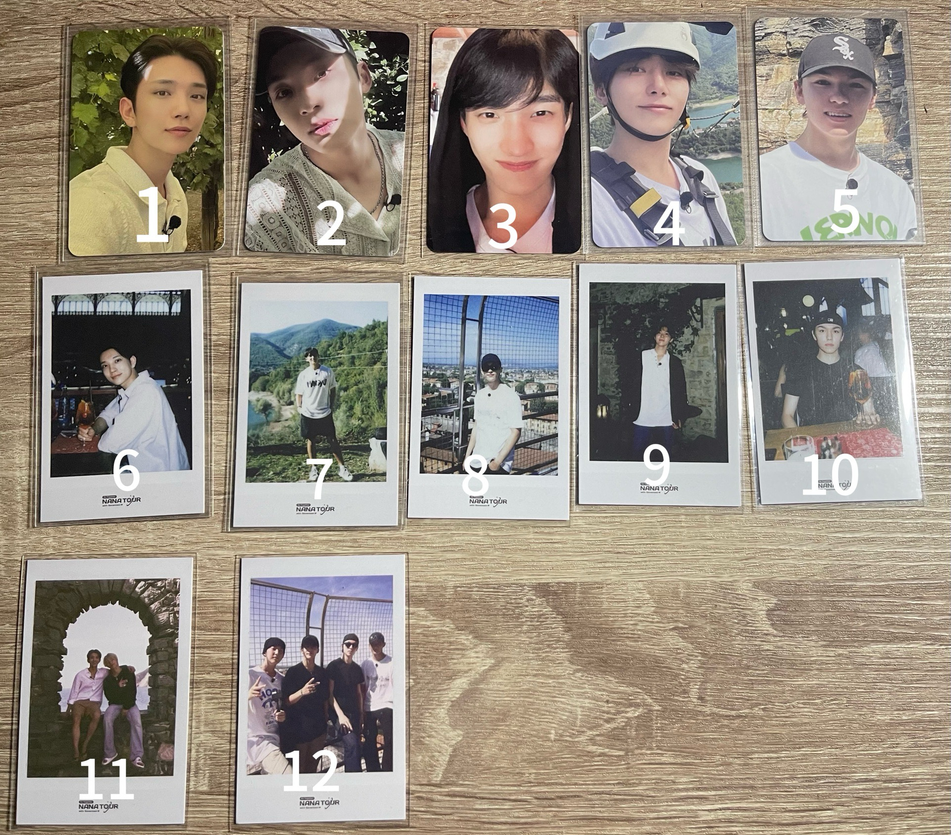 1/知秀自拍小卡