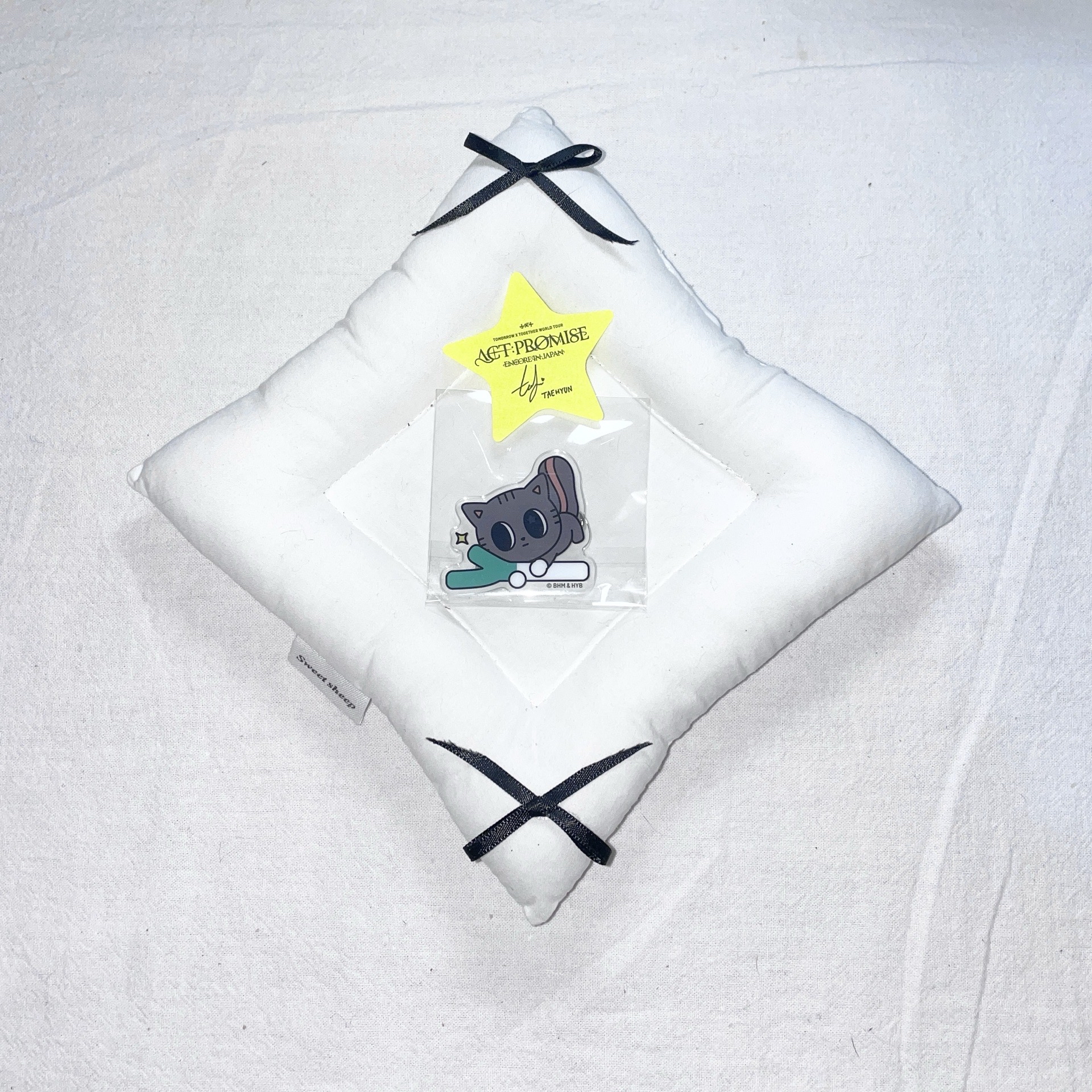 ⚪️𝙋𝙋𝙐𝙇𝘽𝘼𝙏𝙐 埼玉場限 松喵 徽章 送日巡紙星星