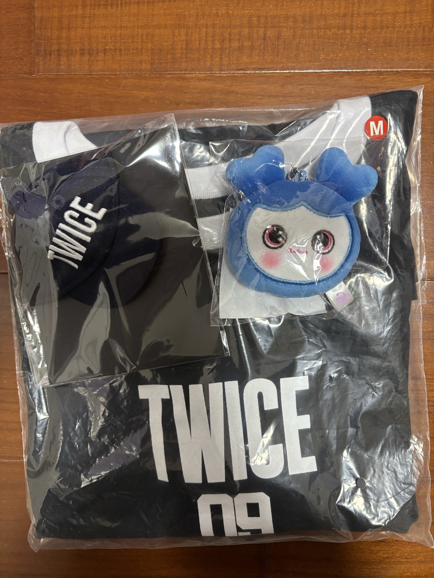 瑜大頭娃.帽子吊飾.高雄場週上衣