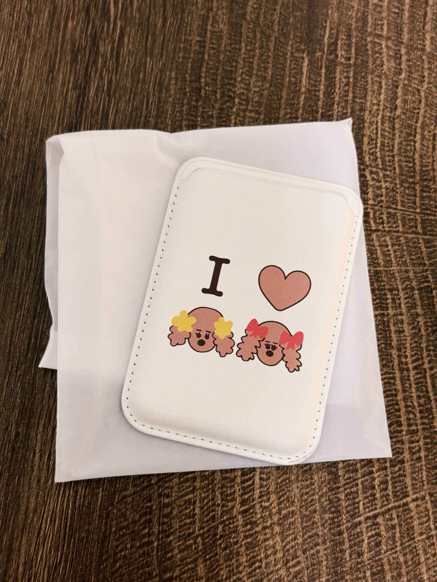 磁吸卡包 SANA設計