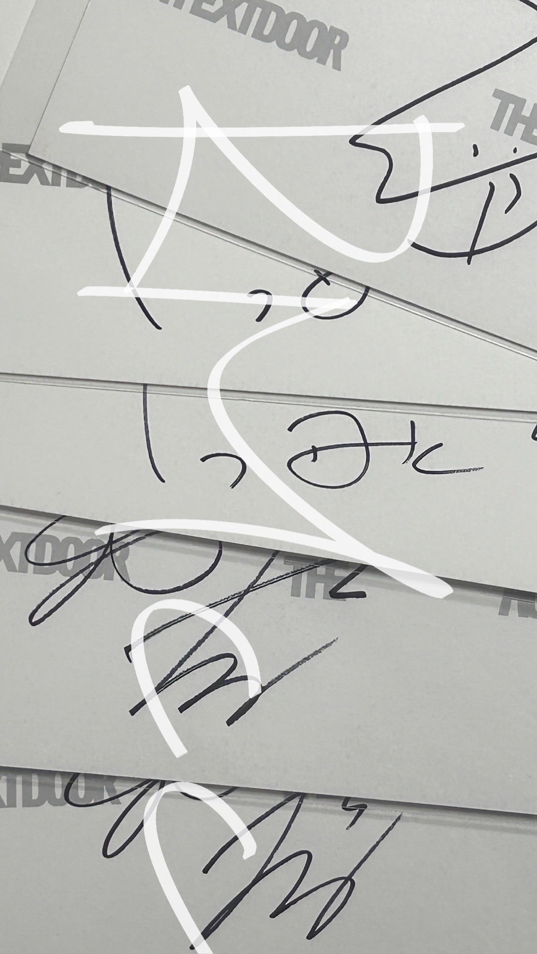 the action 美版親簽 33446