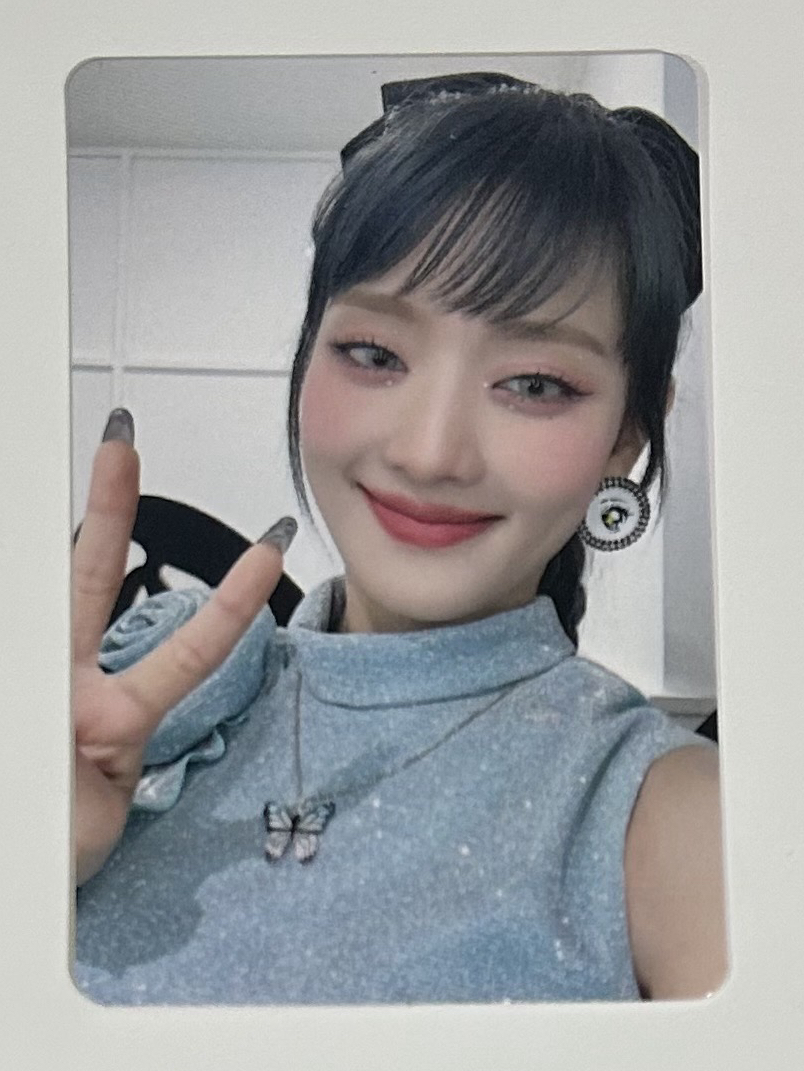 I feel tou 2.0 B 特典卡 妮