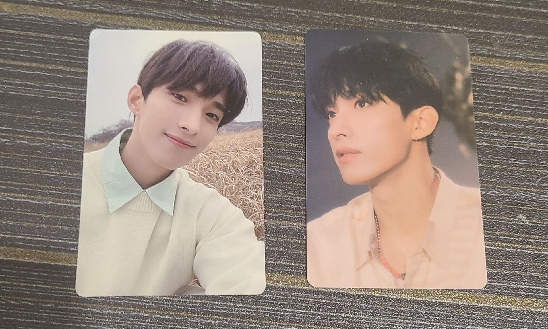 碩正四專卡兩張不拆（綁卡）