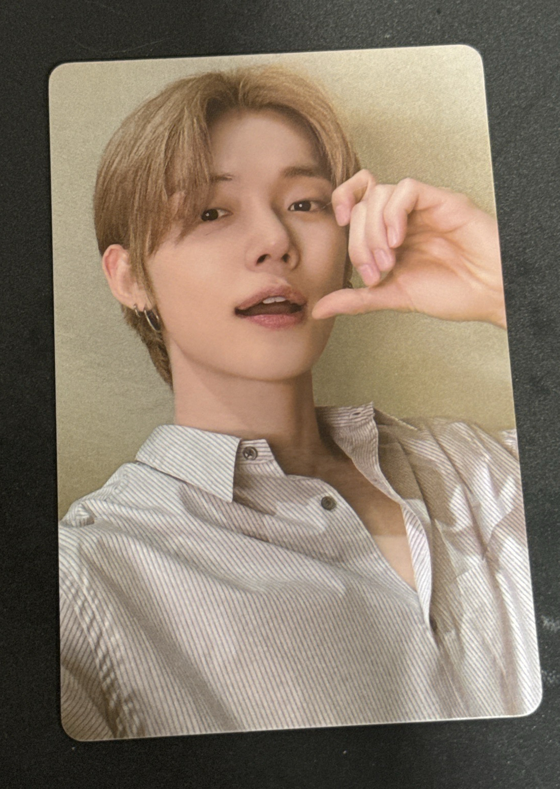  愛豆驛站 2.0 簽售卡 （有損）