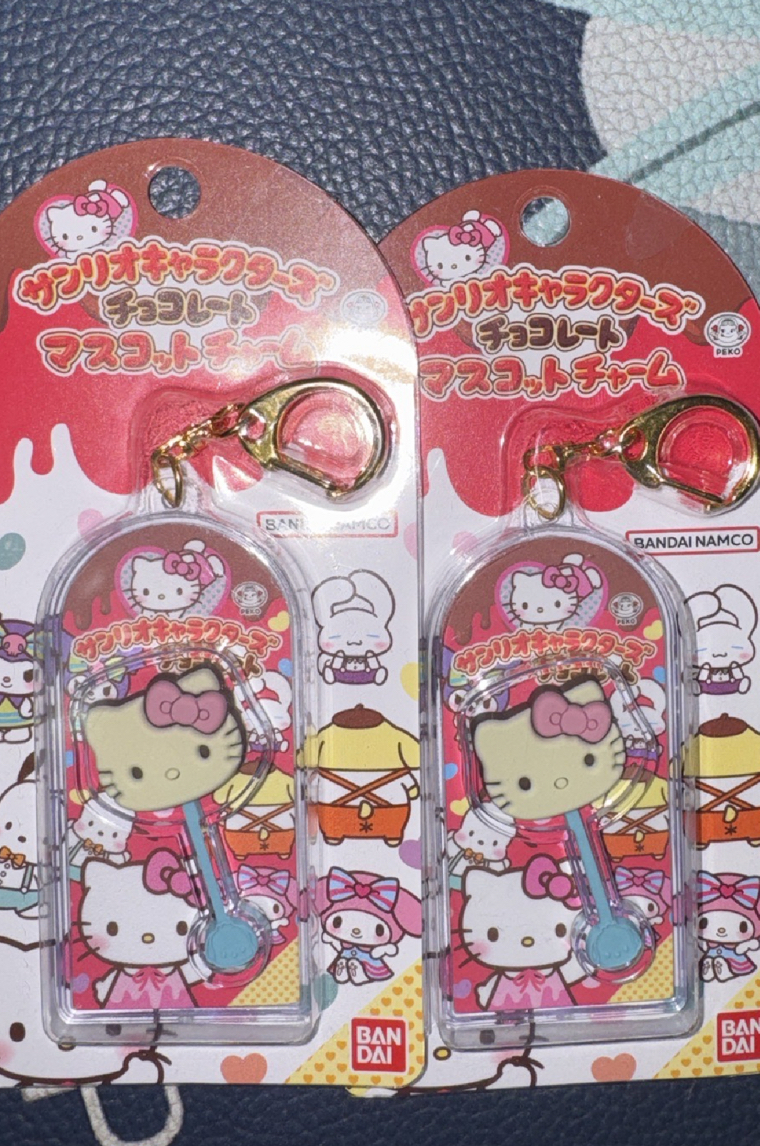 Hello kitty 仿真巧克力吊飾