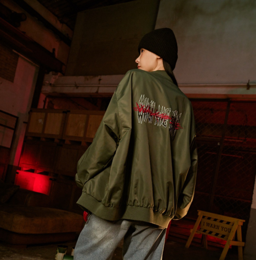 Walk the Line 場週 飛行外套