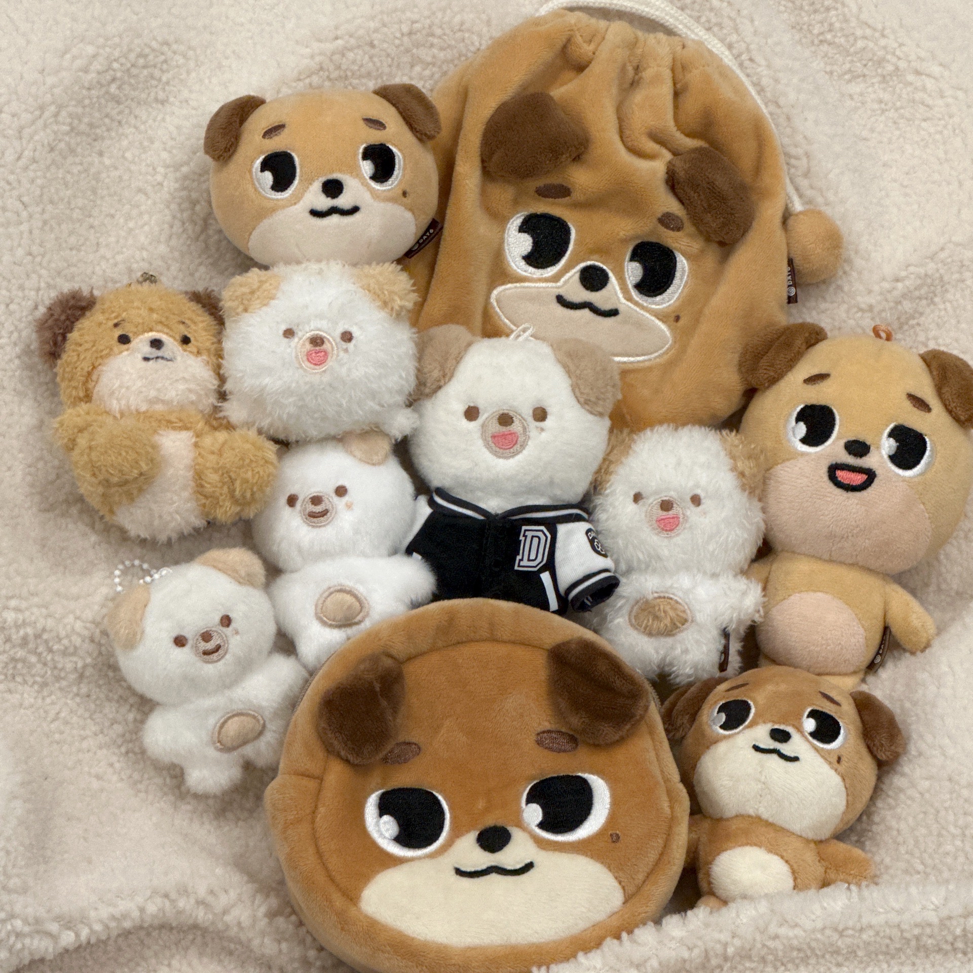 整套不拆 Don 娃 娃衣 束口袋 壓力球 趴娃 磁鐵娃 娃包