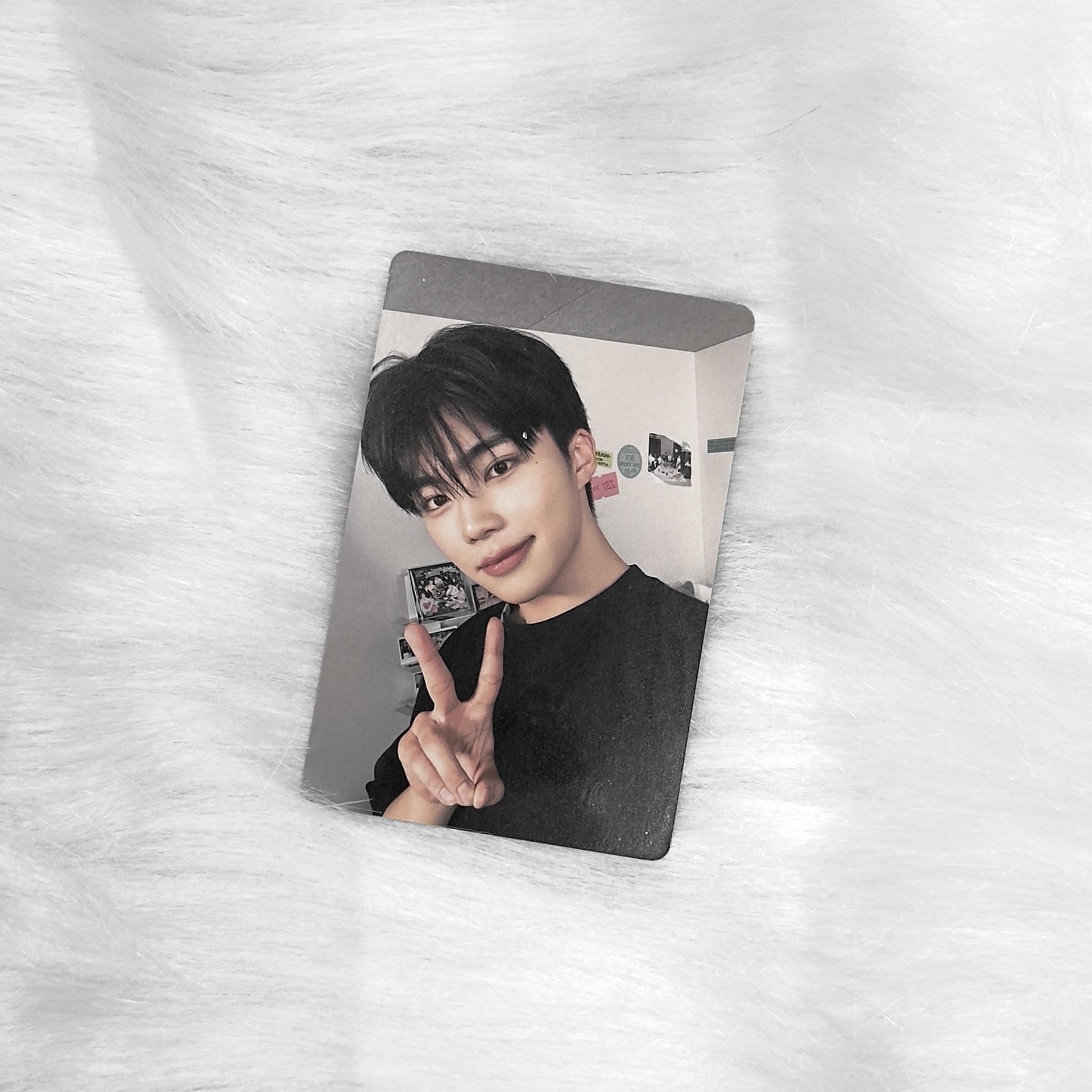 朴乾旭（明顯小洞）