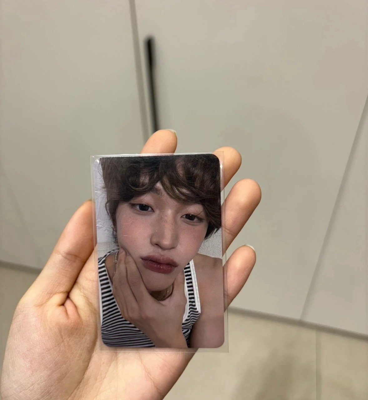 貌美眼神迷離彬