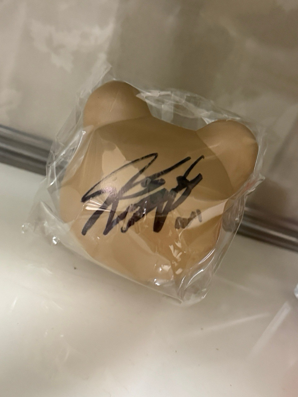 GFRIEND VIVIZ 信飛簽名球