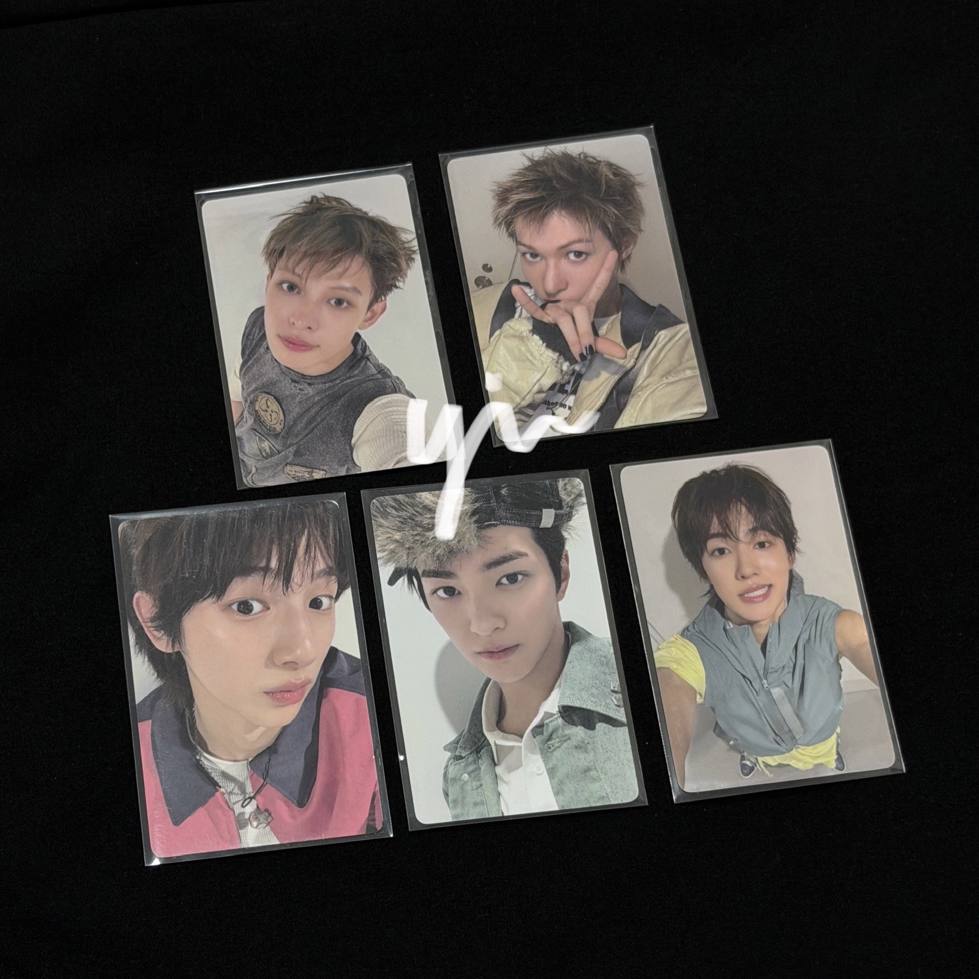 cortis yzy 4.0幸運卡