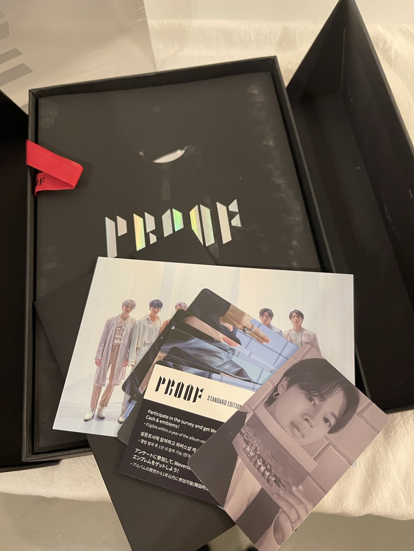 旻卡+團體明信片（霧面廠瑕最嚴重的）