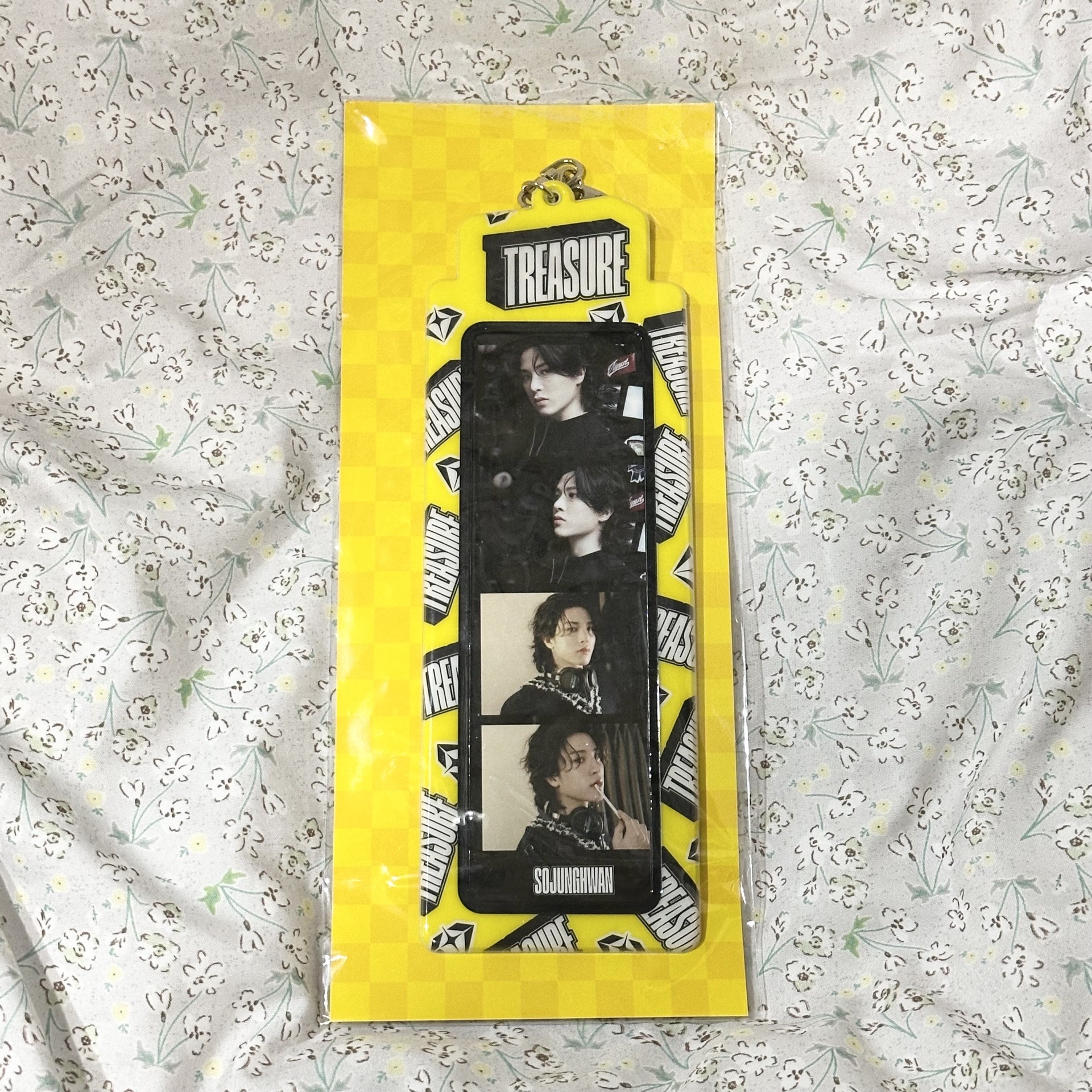💎 TREASURE- 三週年雜誌/人生四格吊飾 蘇庭煥🐮