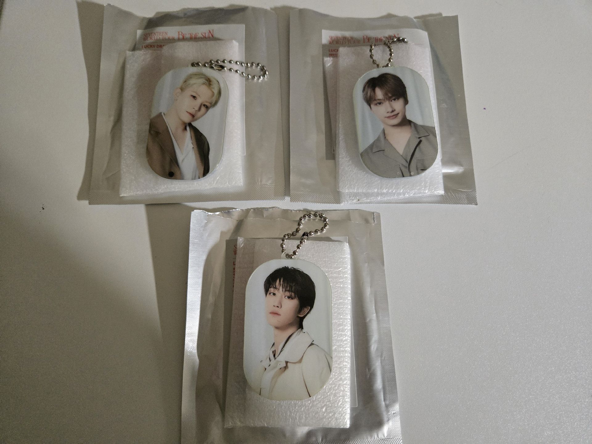 2022 克拉島 LD 立牌 ＆ 2022 World Tour "Be The Sun" 吊飾