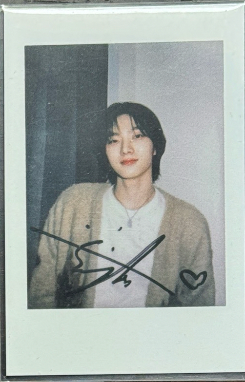 yzy復刻拍立得1（需綁至400）