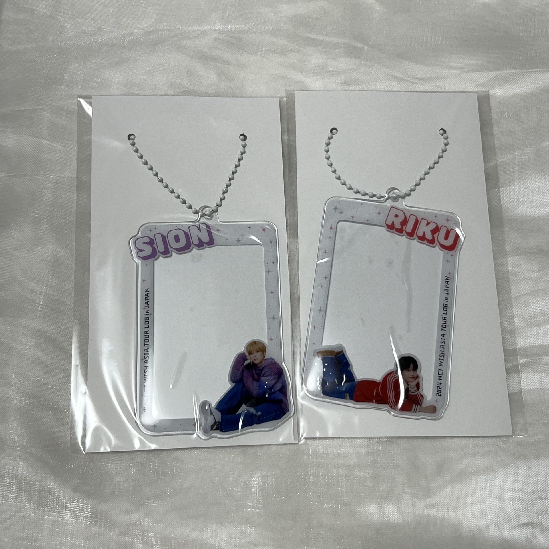 LOG in 日本周邊 扭蛋卡套 sion