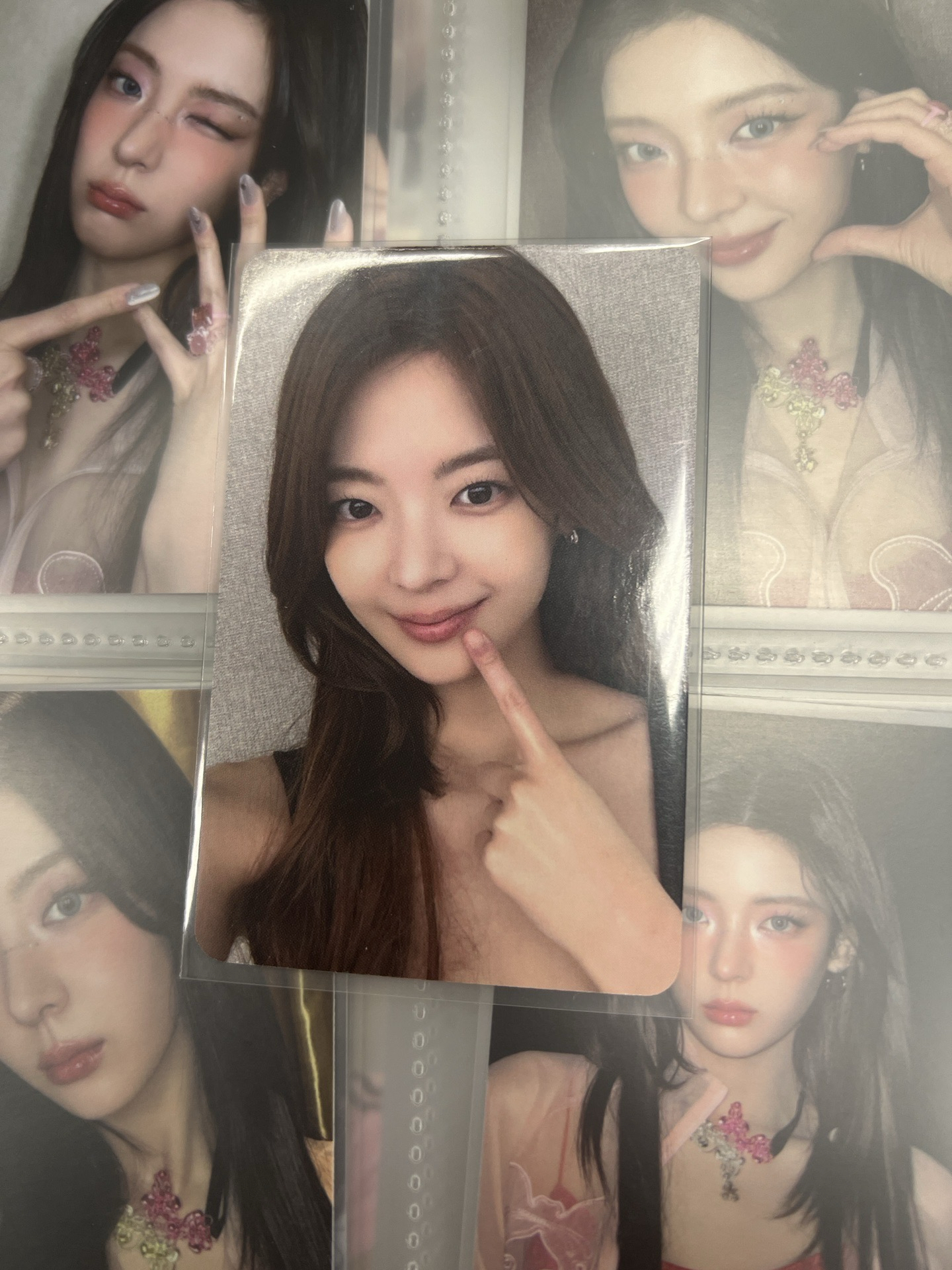 我可愛嗎？我很可愛對吧？